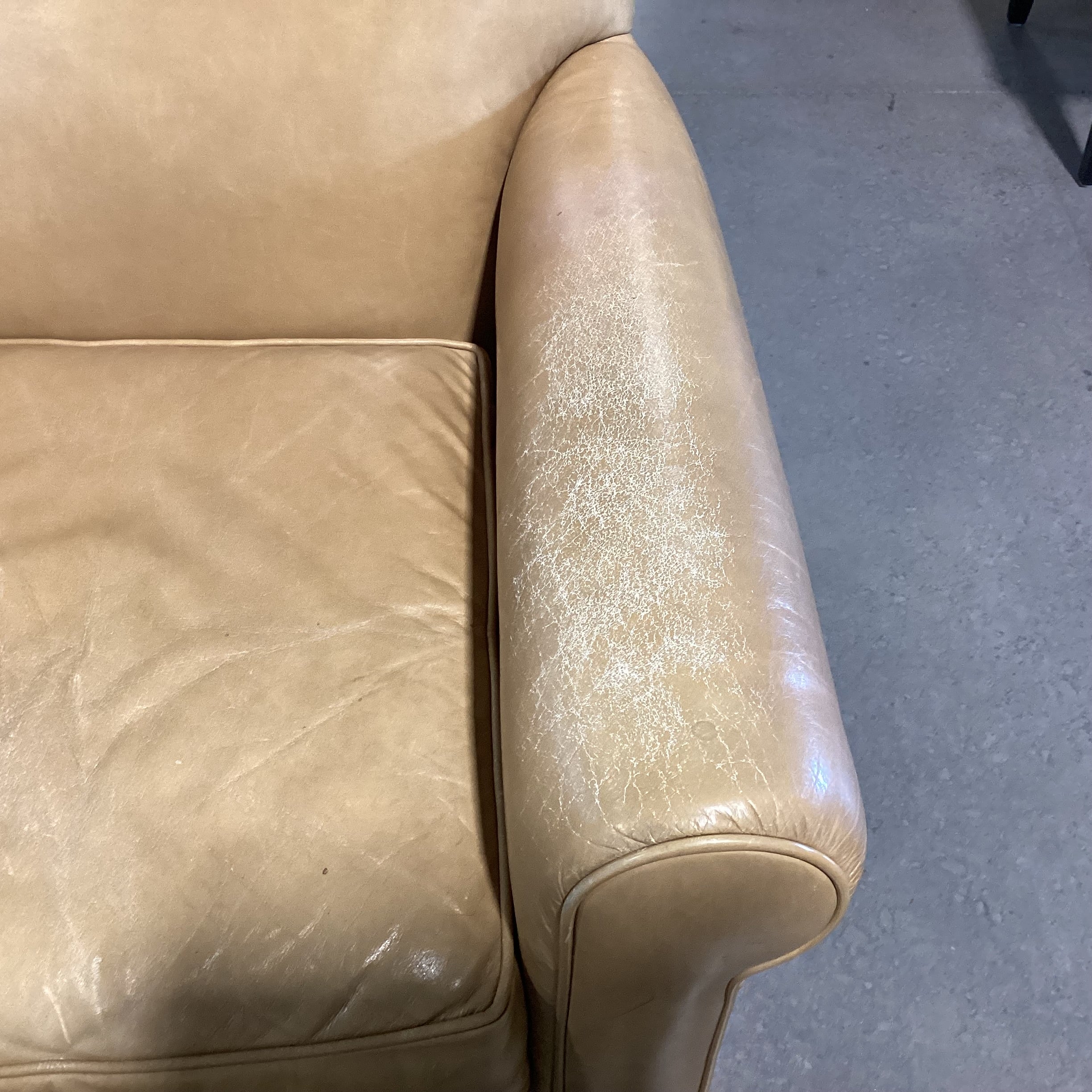 Leather Craft Blonde Leather with Ottoman Chair 34"x 31"x 37"