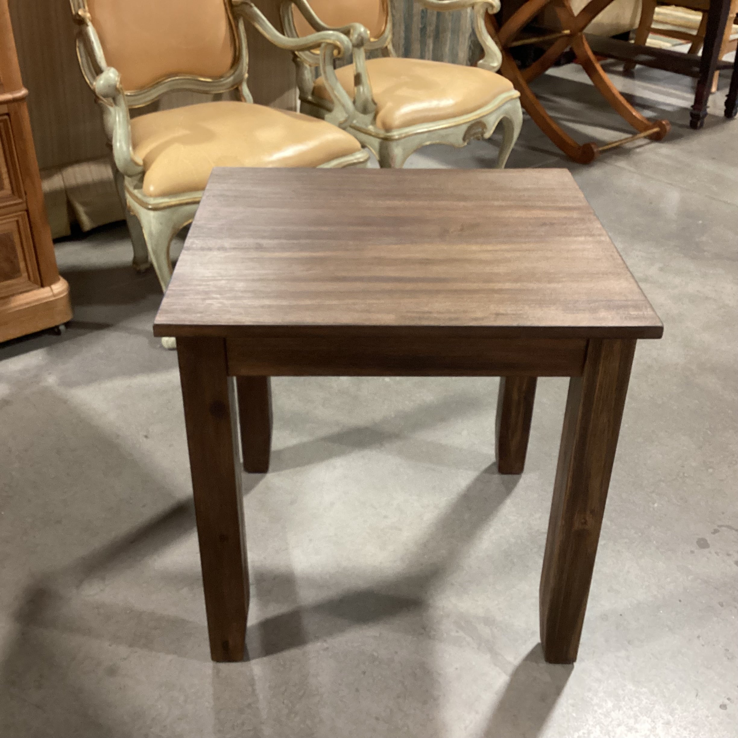 Standard Furniture Dark Finish Wood End Table 24"x 22"x 24.5"
