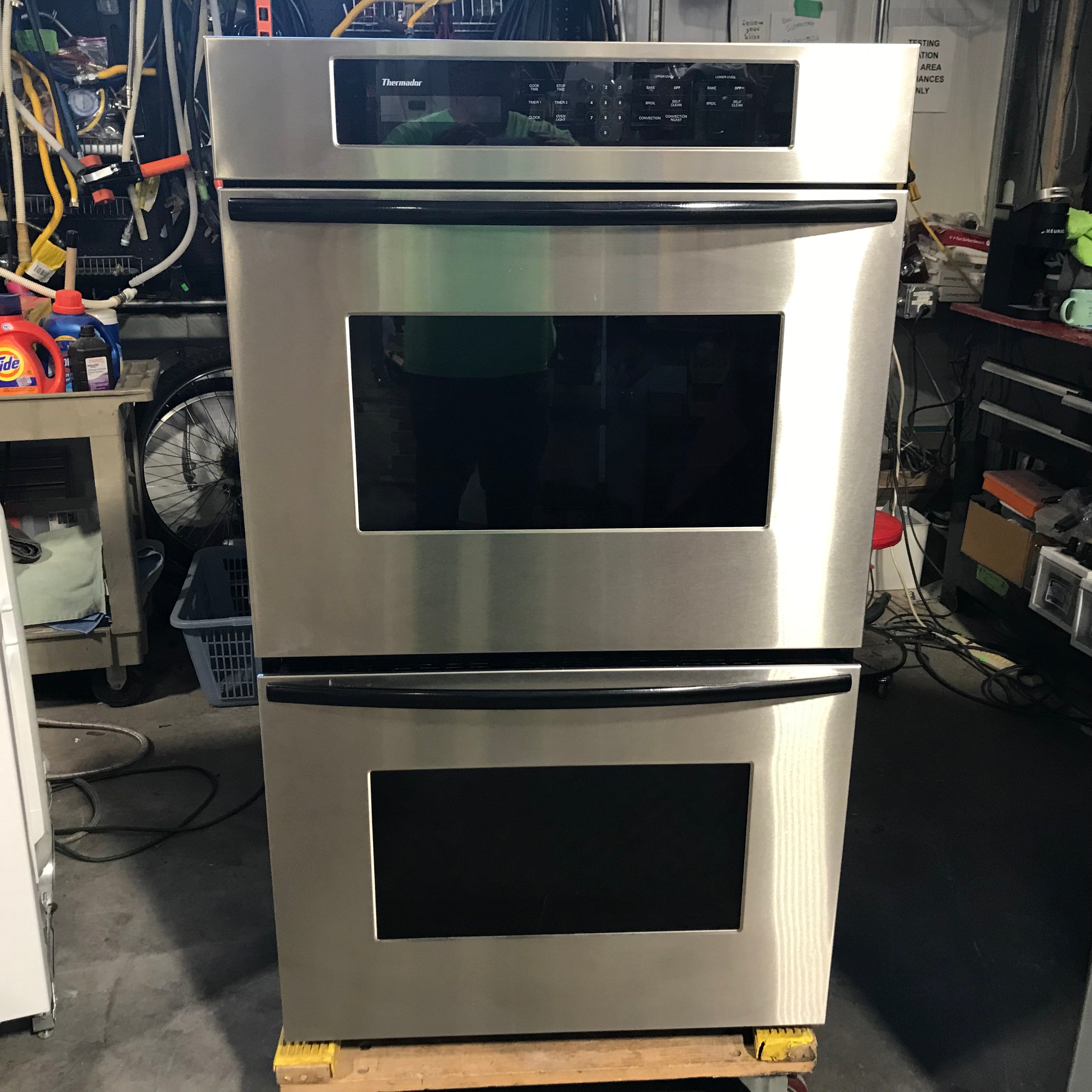 Thermador Stainless Steel Double Oven Wall Oven 30"x 25"x 51.5"
