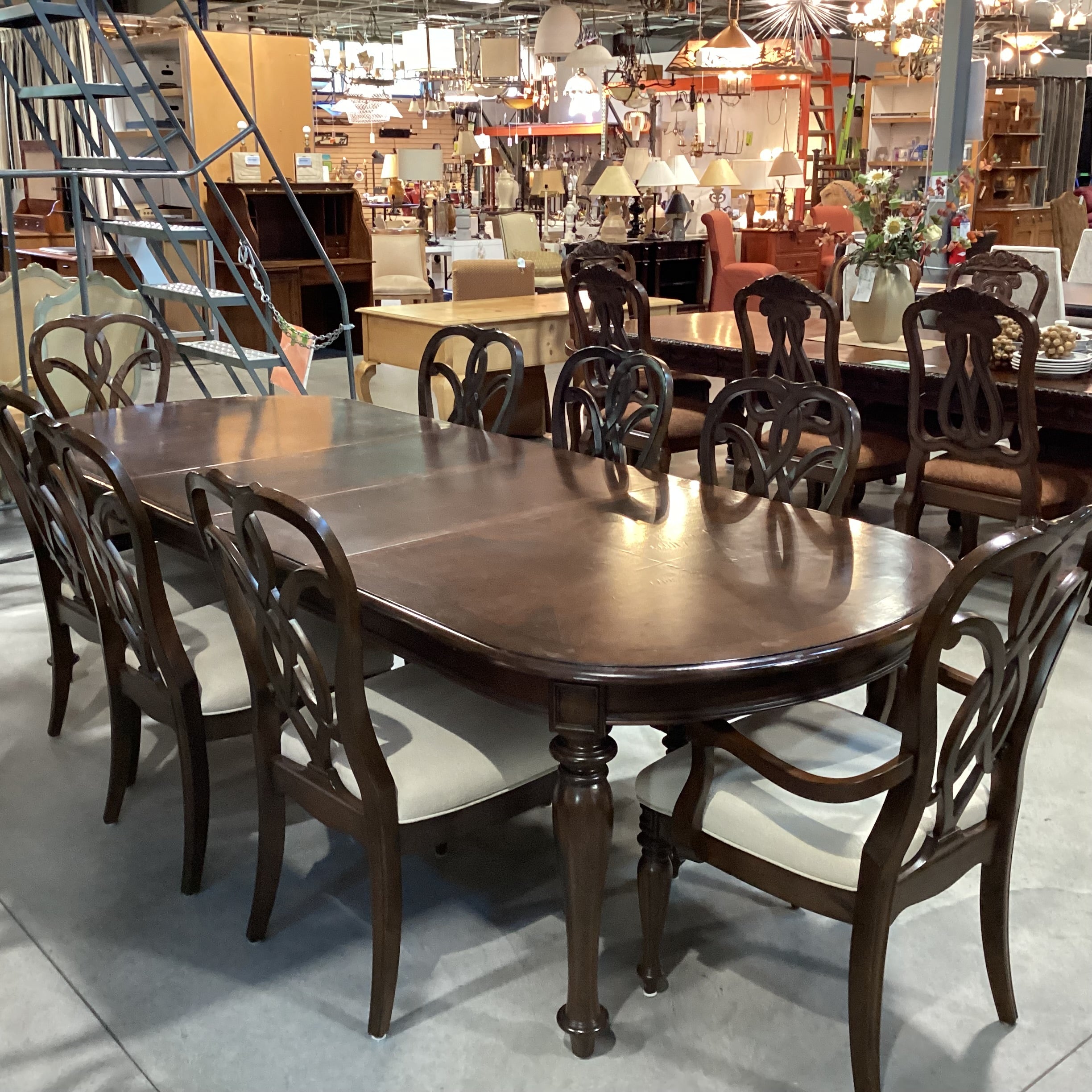 Hooker Furniture Dark Finish Wood & Veneer 2 Leaf Table with 8 Chairs Dining Set 112"x 44"x 30.5"