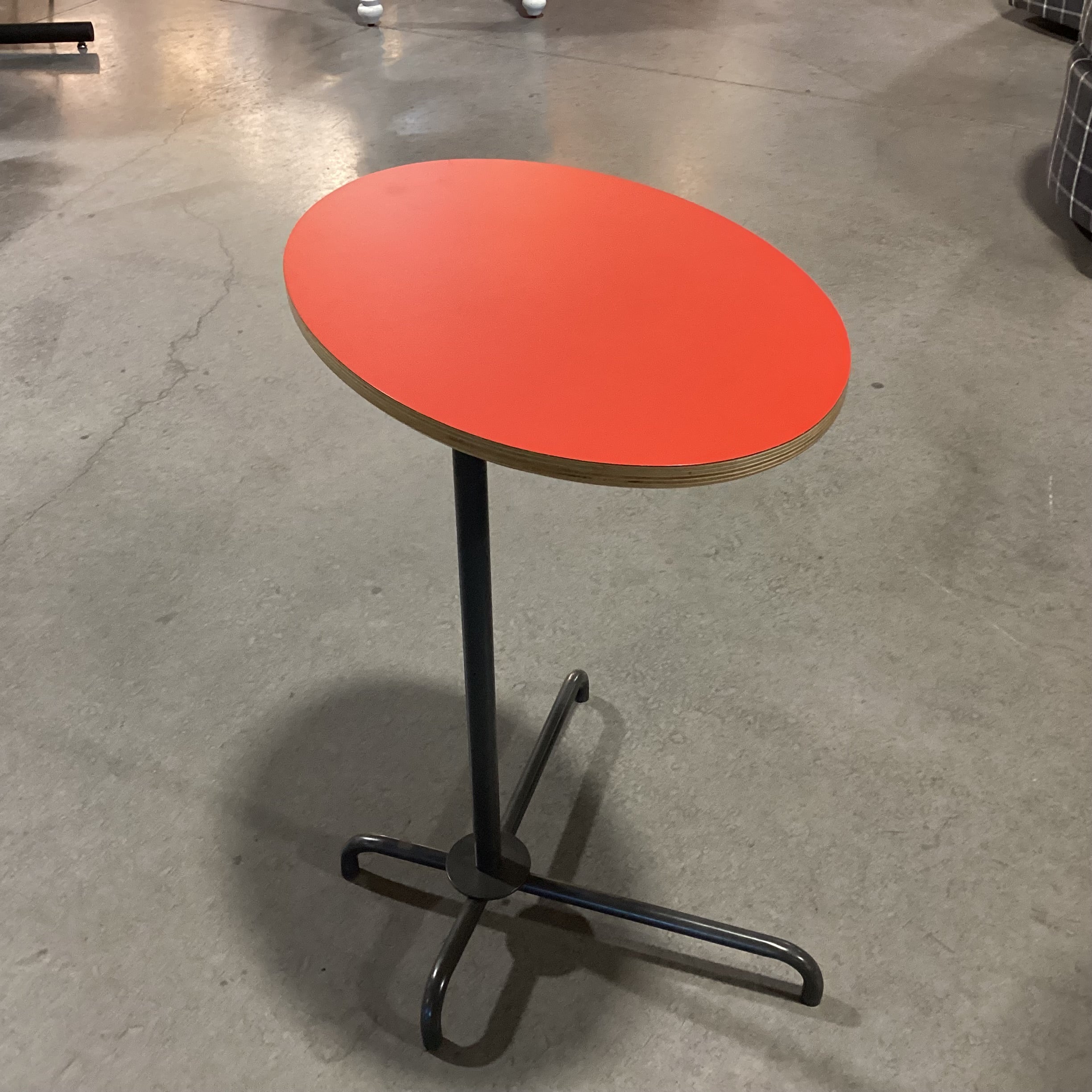 Harter Izzy Oval Red Laptop Side Table 20"x 14"x 26"
