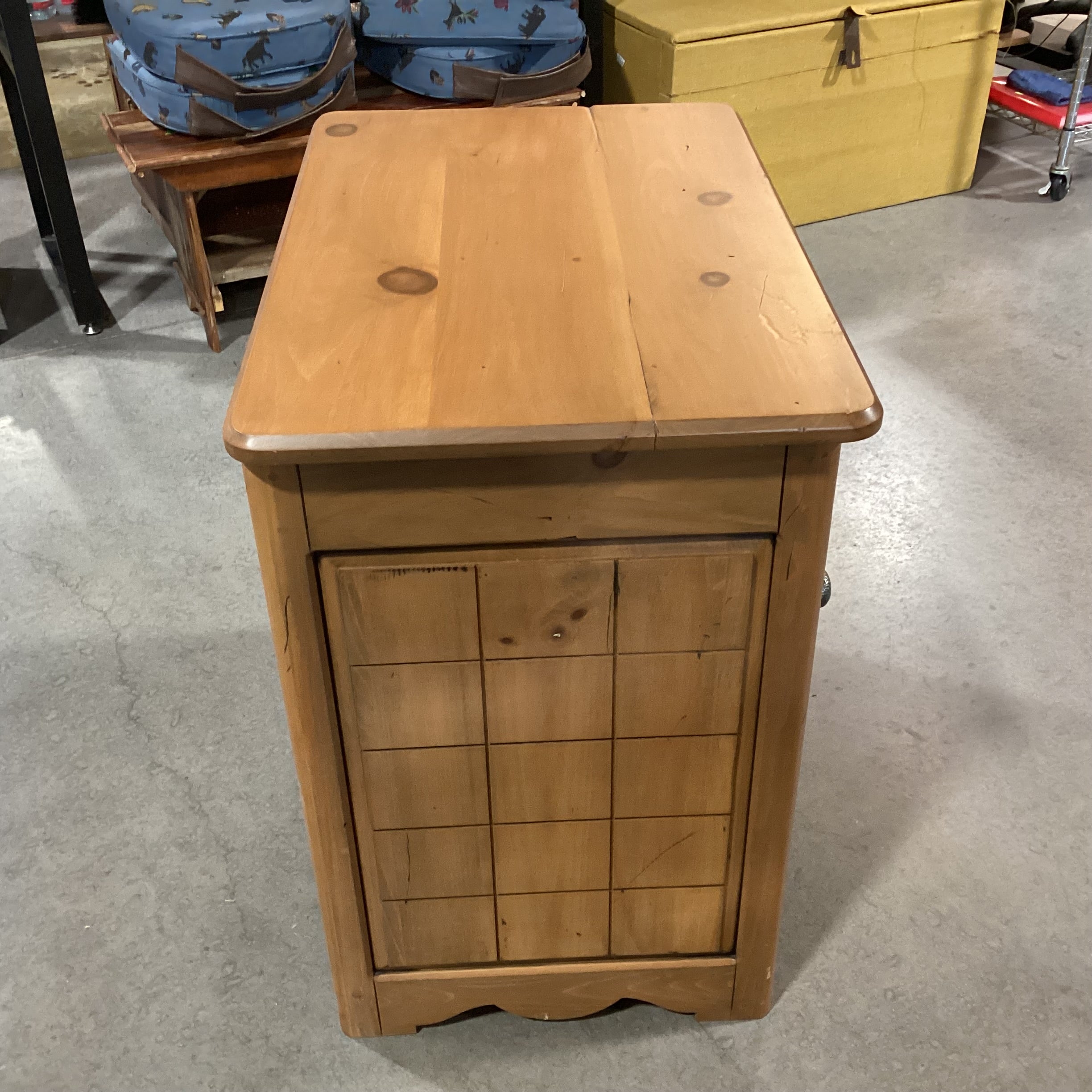 Finished Pine with Large Nailhead Detail Door 1 Drawer Nightstand 30"x 20"x 31"