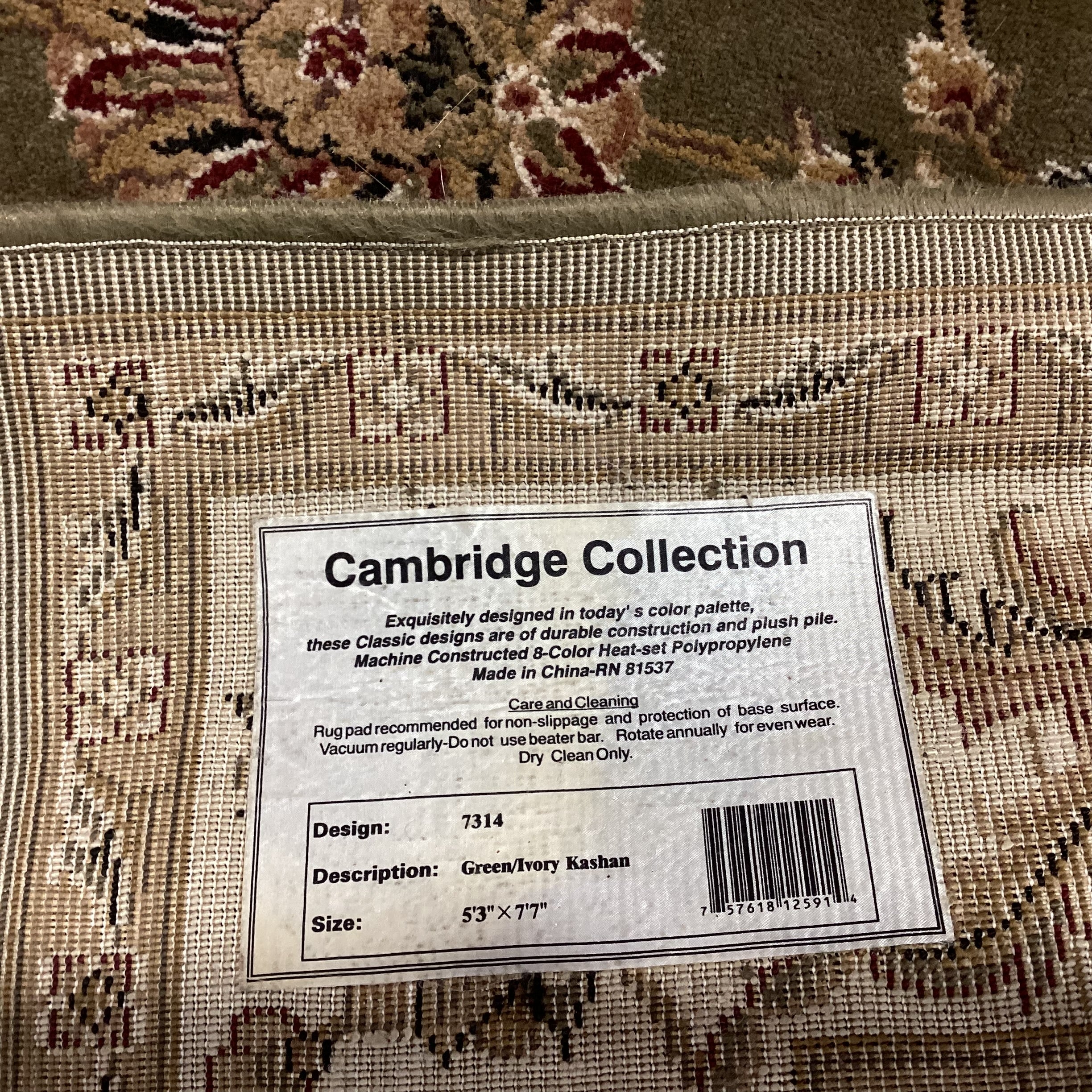 Cambridge Collection Green Ivory  Kashan Poly Rug 5'3"x 7'7"