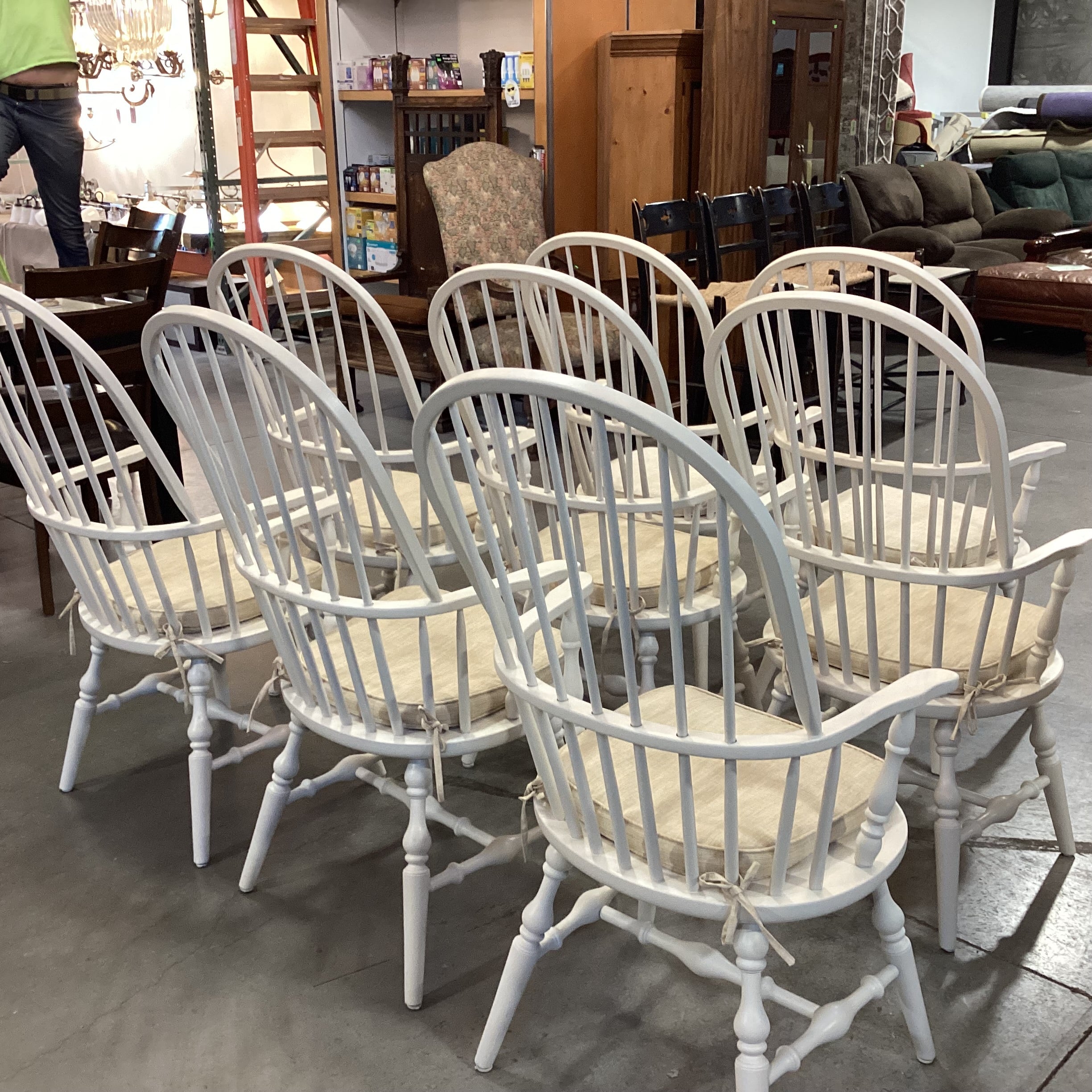 SET of 8 Vintage Windsor Cream Carved Wood Armed Dining Chairs 24"x 24"x 45"