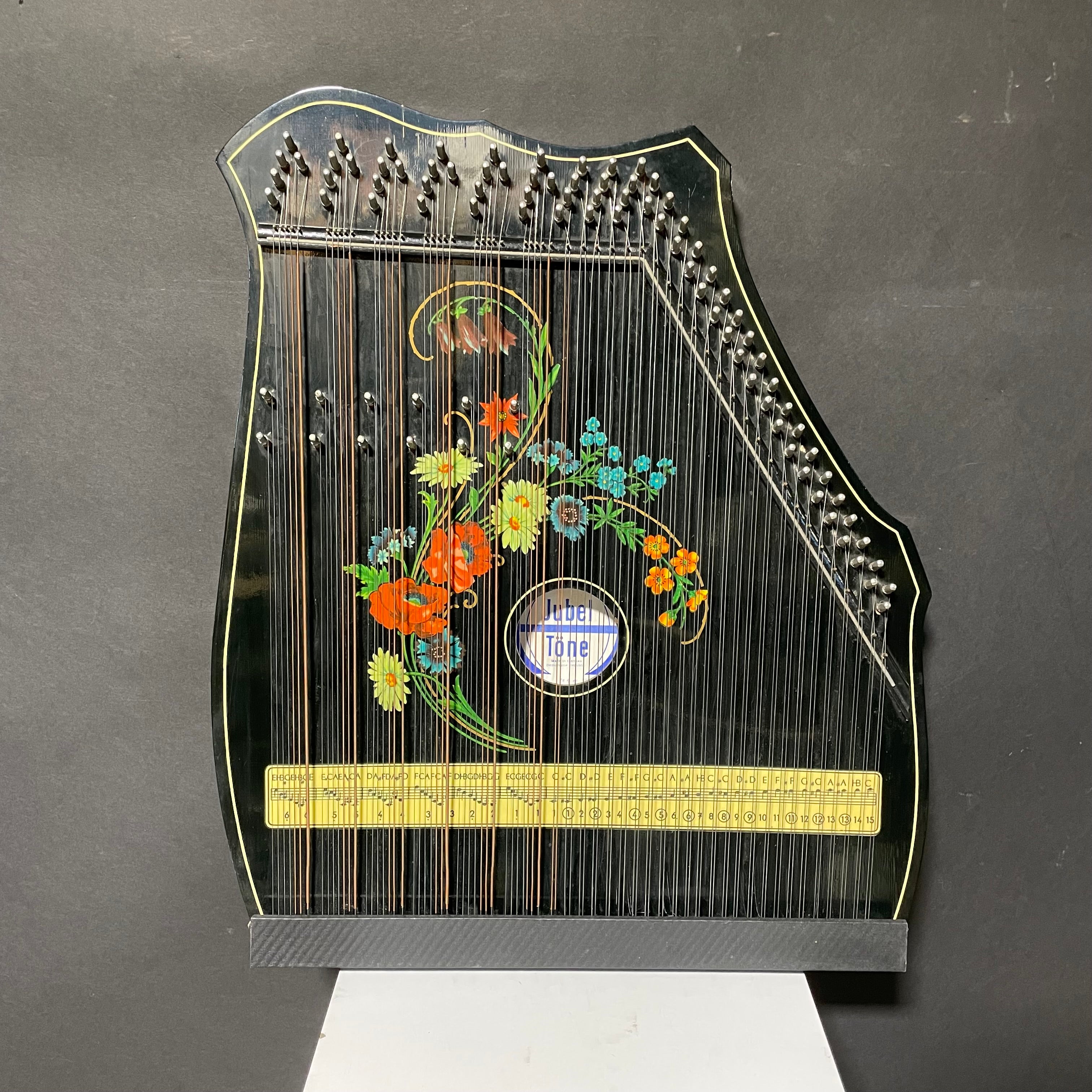 Vintage Jubeltone Konzert Zither Lap Harp 18" x 22"