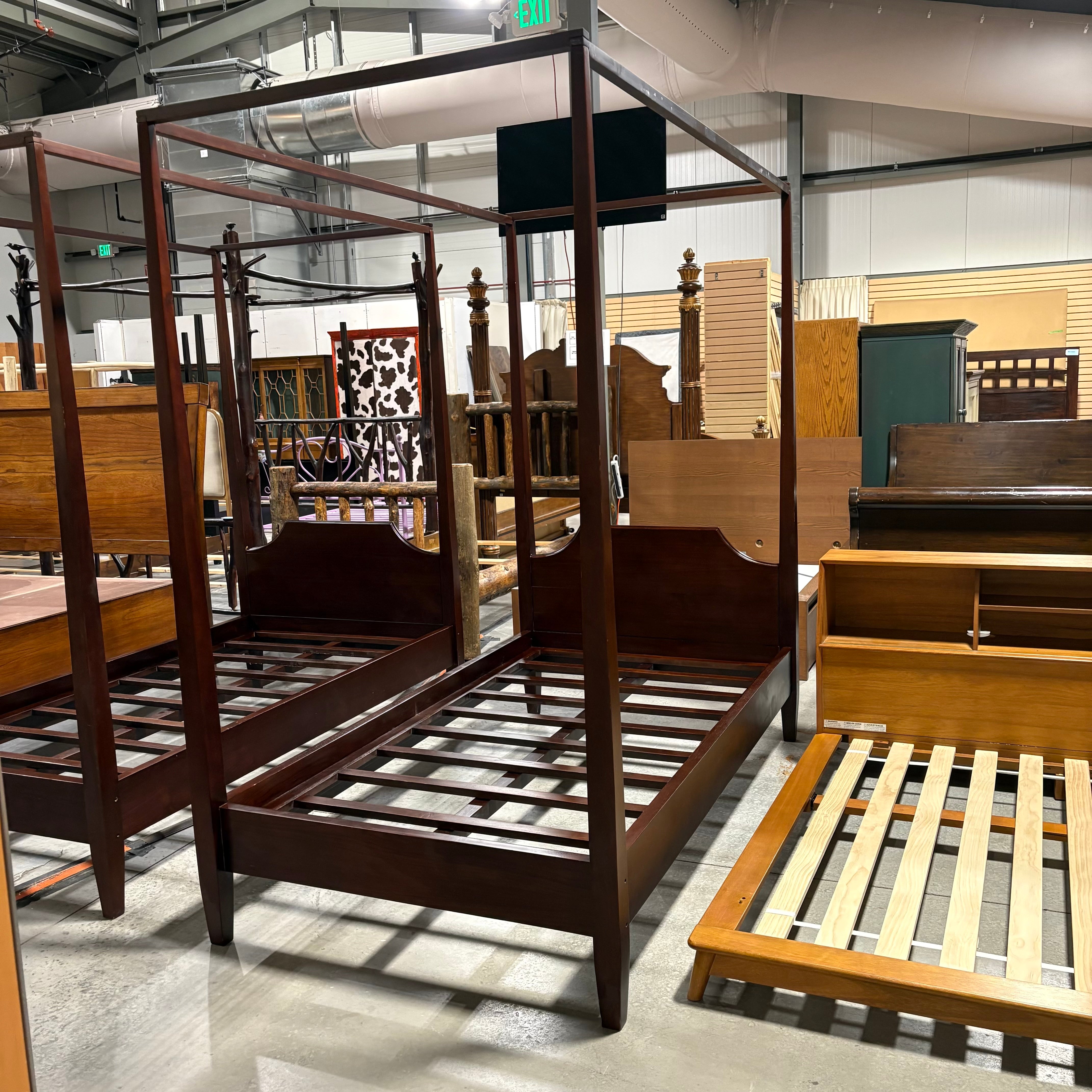 TWIN Solid Dark Finish Wood Canopy Bed Set 44.5"x 81.5"x 82.5"