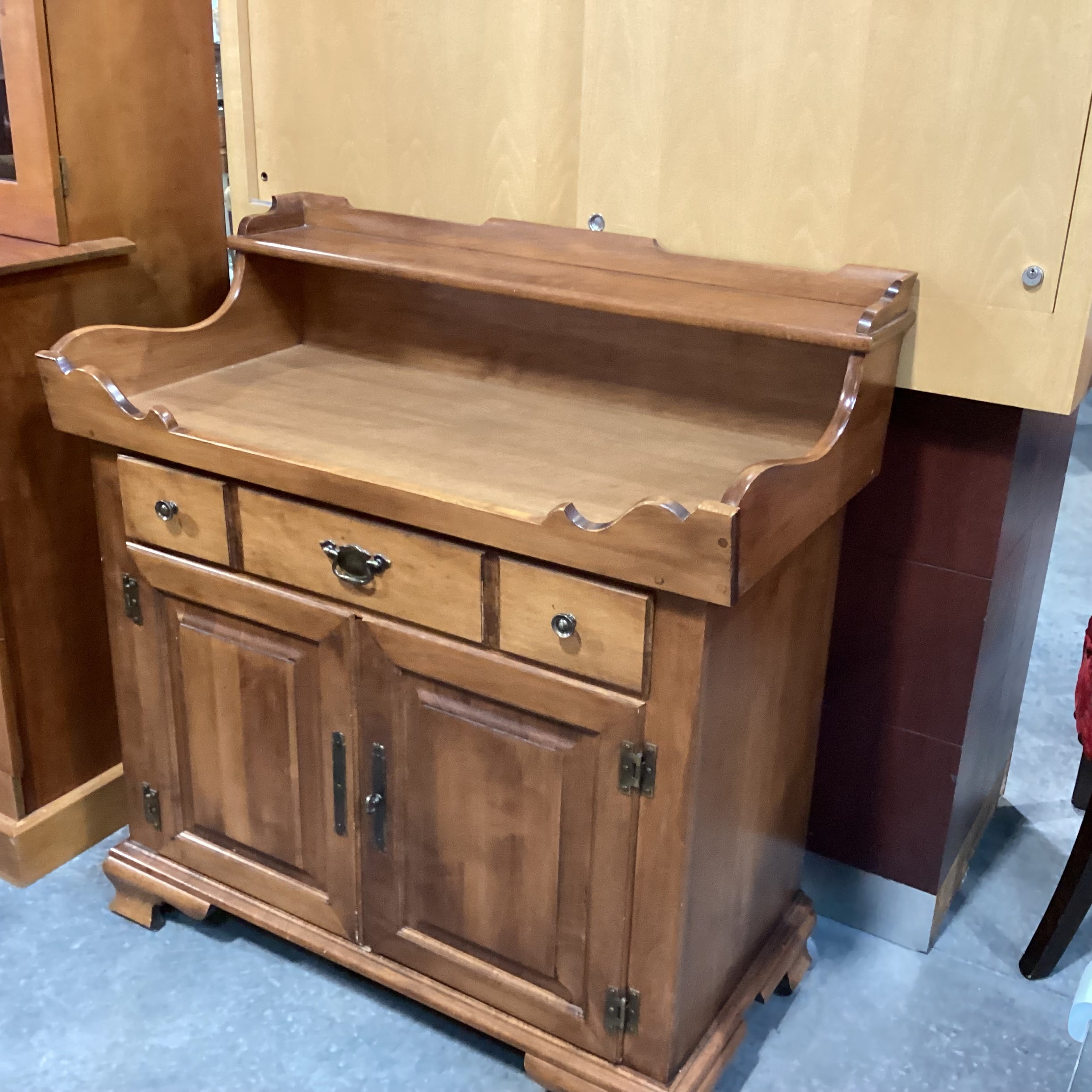 Vintage Young Republic Hard Rock Maple 1 Drawer 2 Door Buffet 37"x 20"x 39"