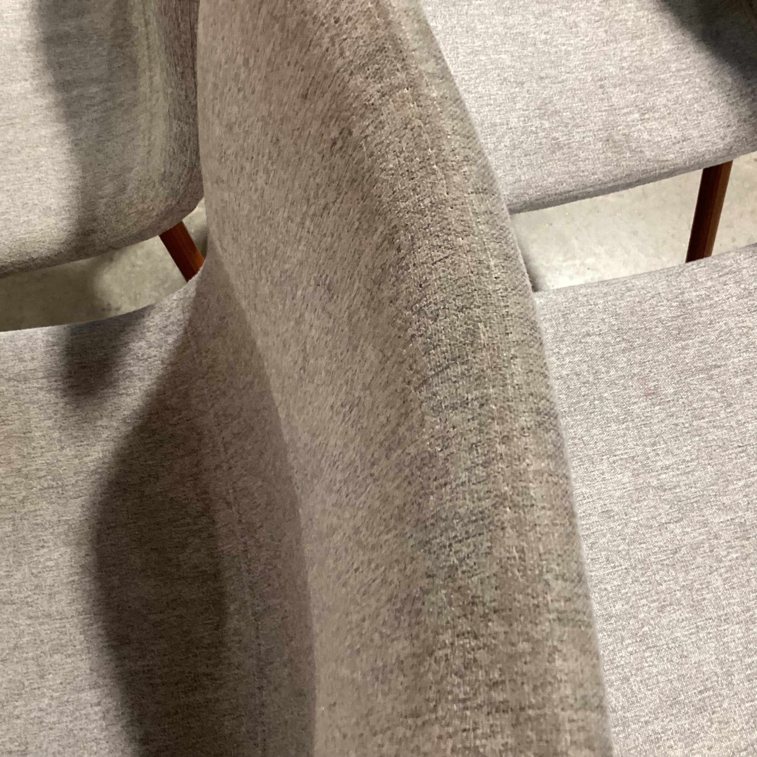 Set of 5 Mid Century Style Grey Heather & Wood Style Metal Dining Chairs 17"x 20"x 34.5"