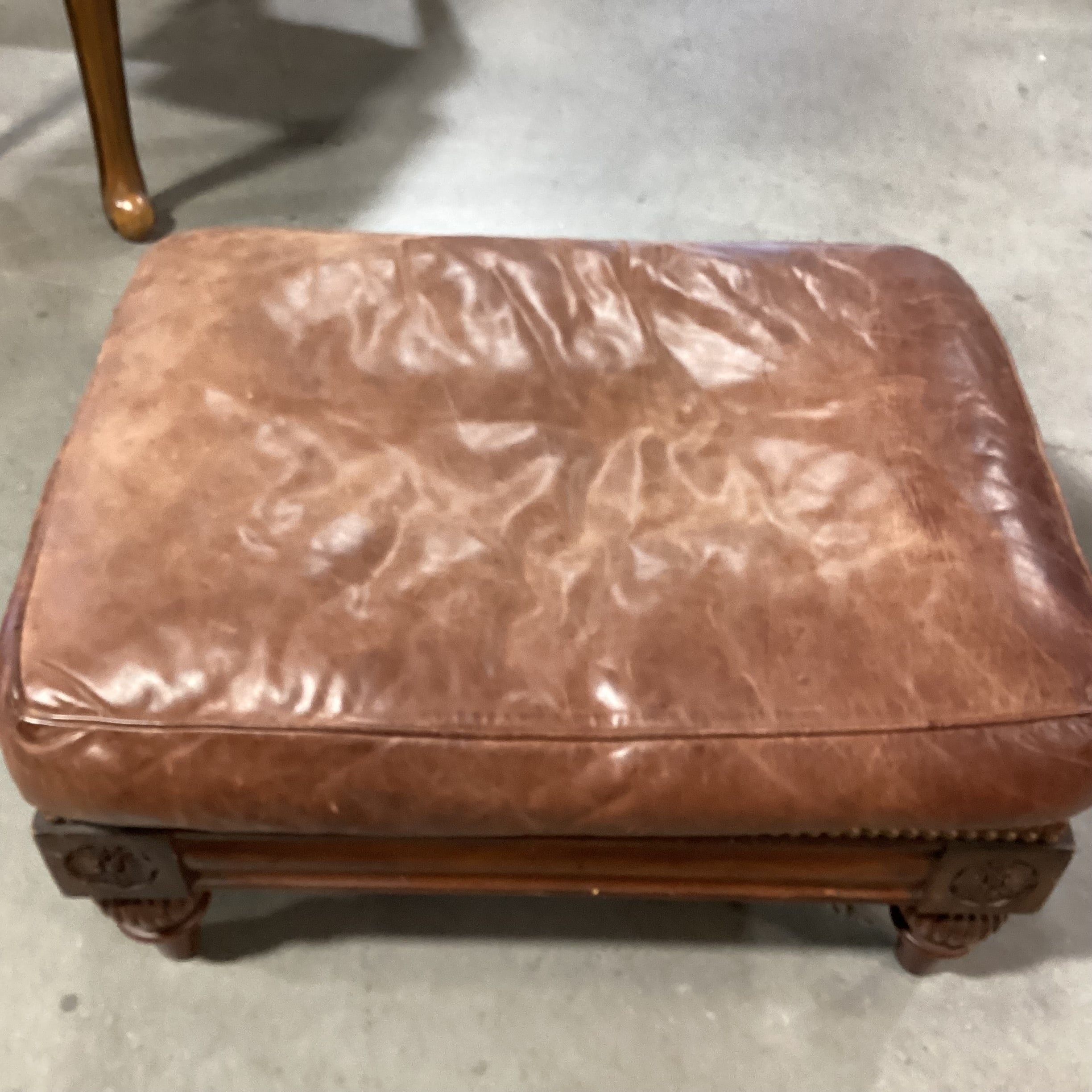 Carved Wood Leather Nailhead Down Mix with Ottoman Chair 36"x 44"x 40"