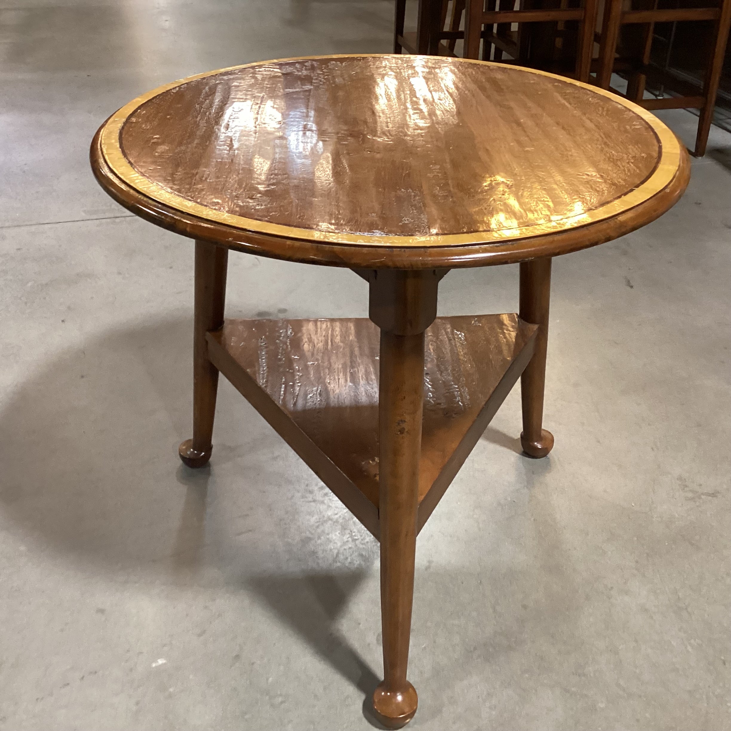 Essex Pad Foot With Shelf Cricket Accent Table 30" diameter x 27"
