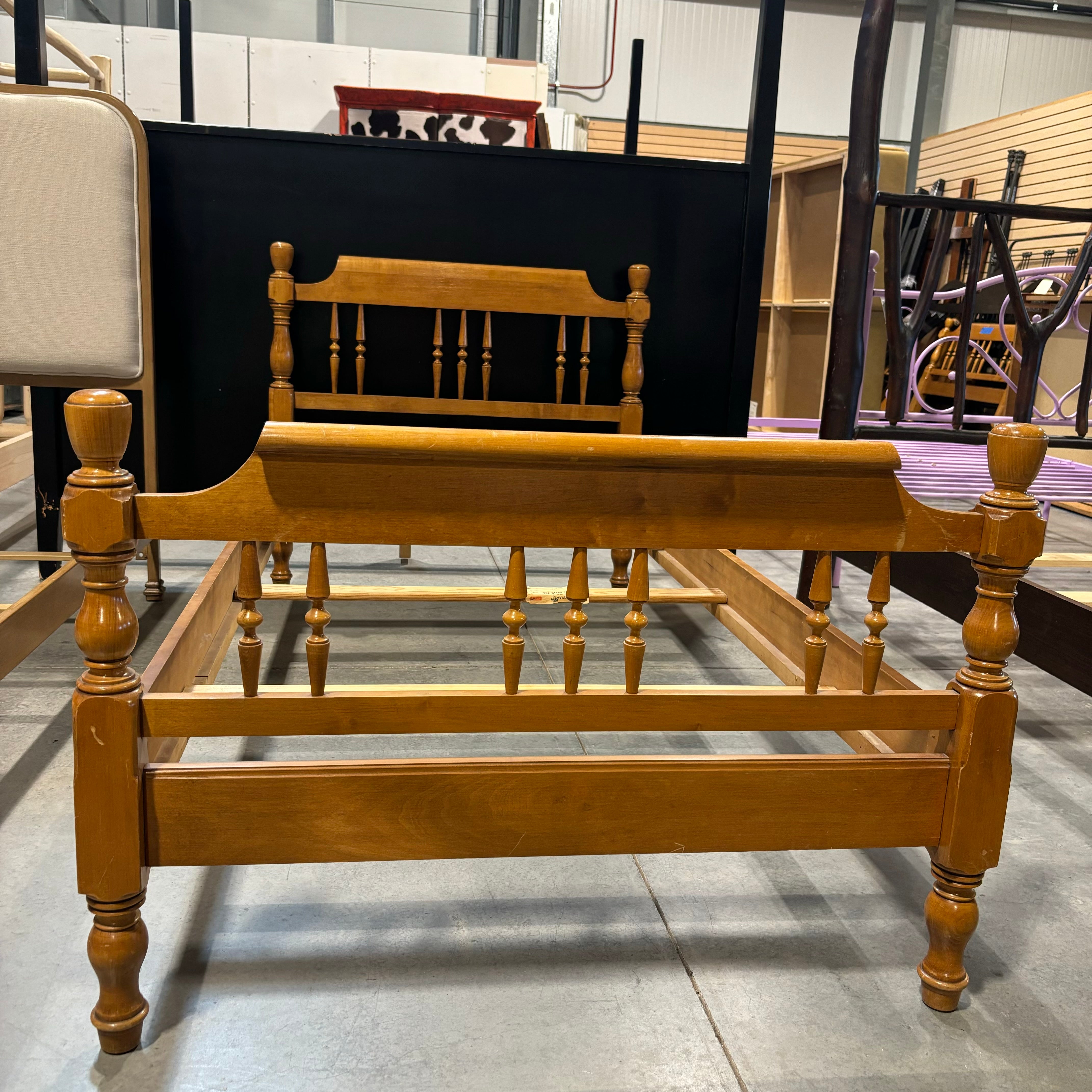 TWIN Carved Light Finish Wood Bed Set