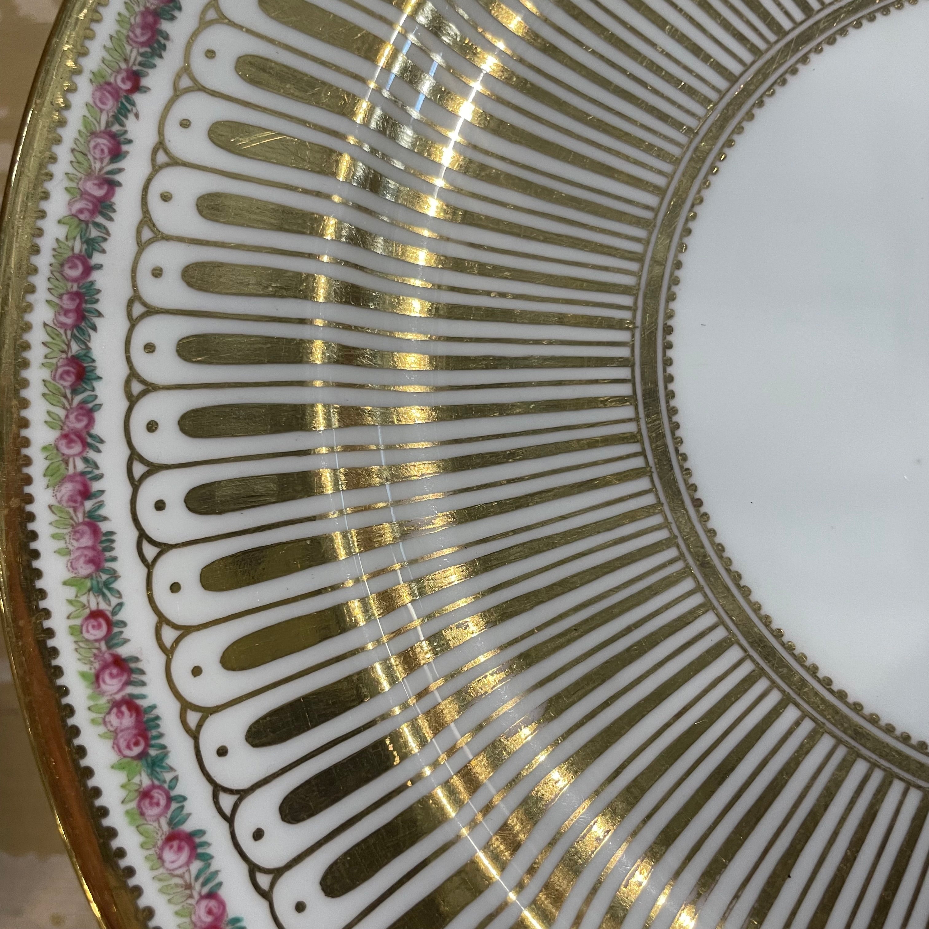 Set of 12 Cauldon Ltd Bone China Gold Sunburst with Handpainted Roses Dinner Plates, Made in England