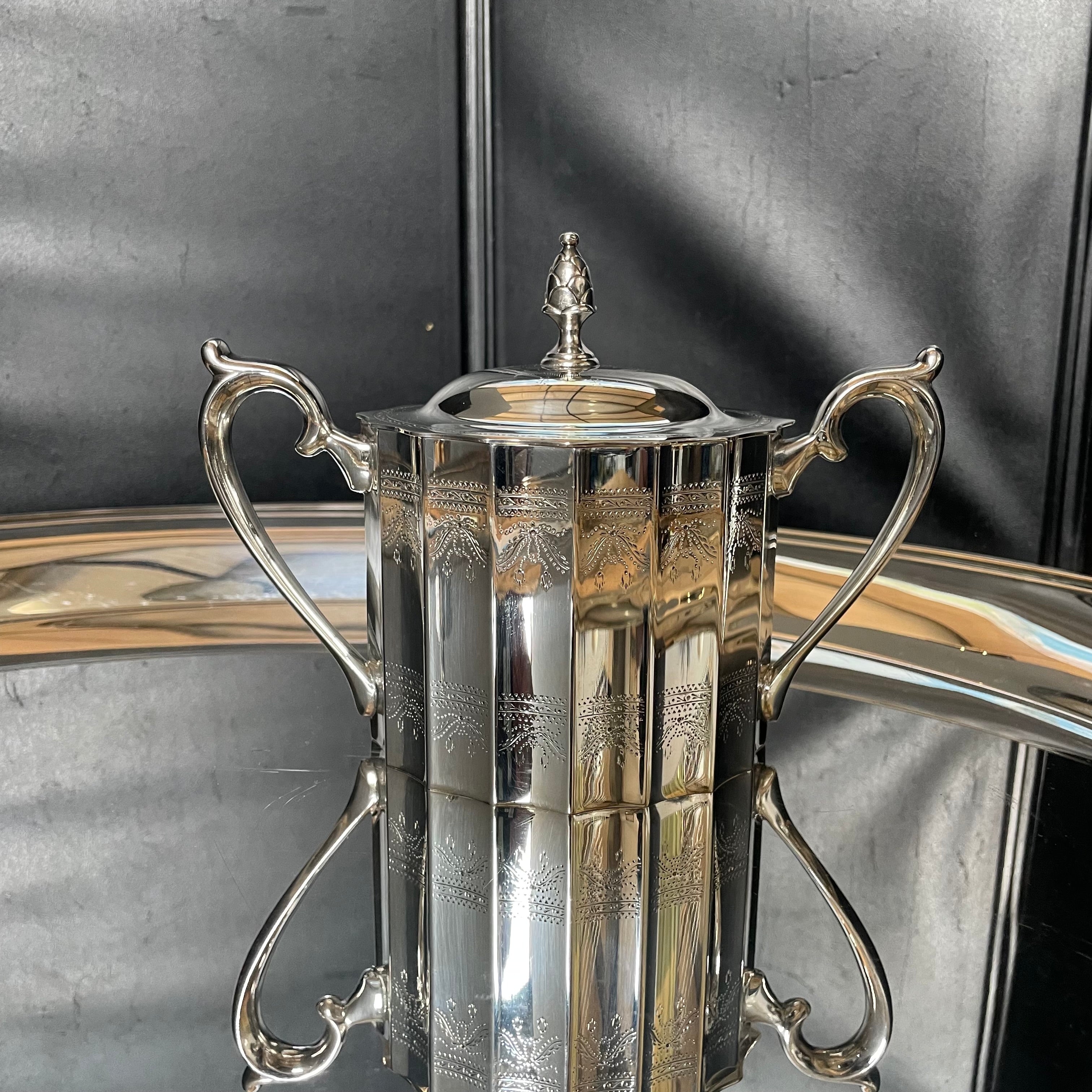 Vintage 1940-1960 Lunt Fluted Silverplated Paul Revere/Colonial Classic 5 Piece Tea Set