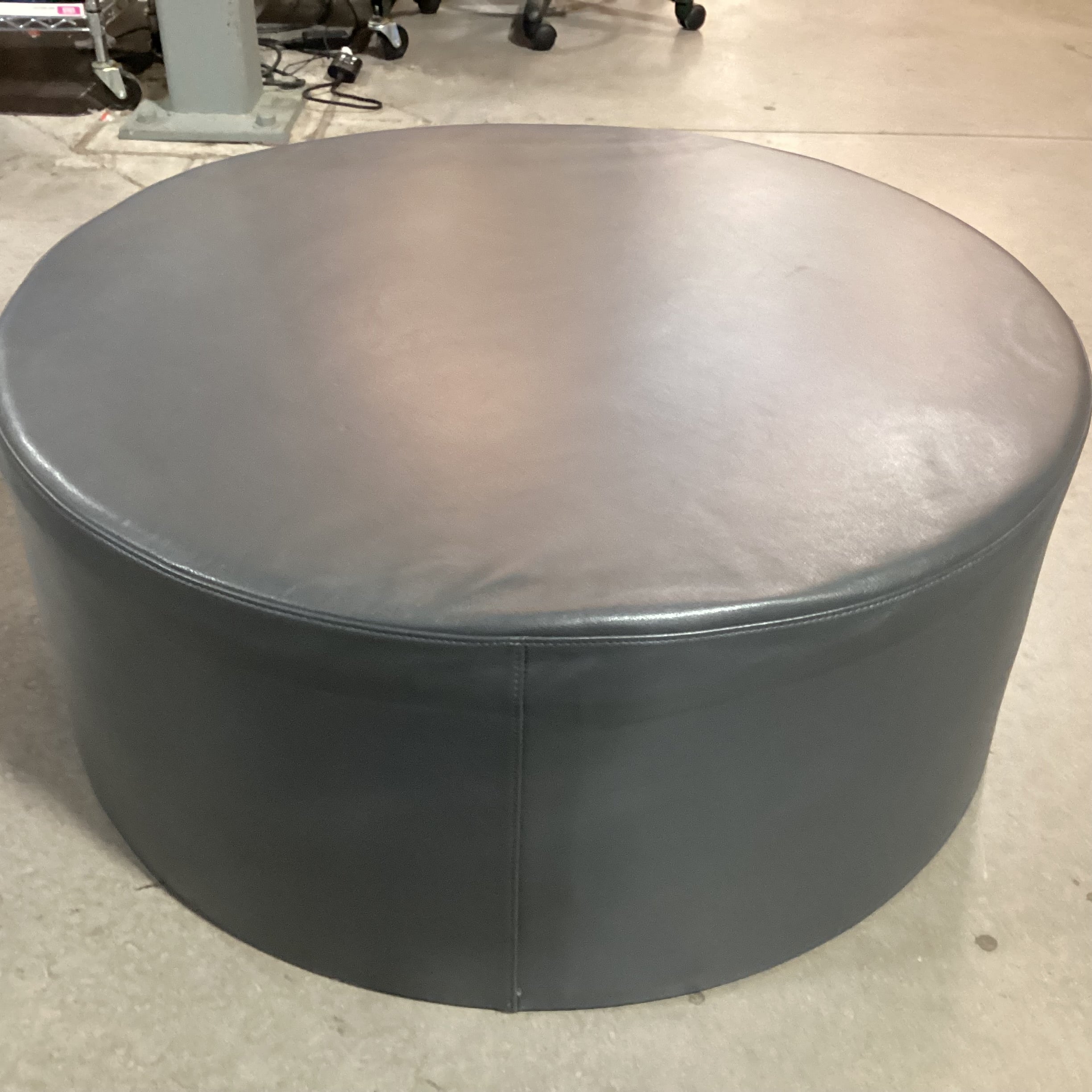 American Leather Room & Board Round Grey Leather Large Ottoman 36" Diameter x 16"