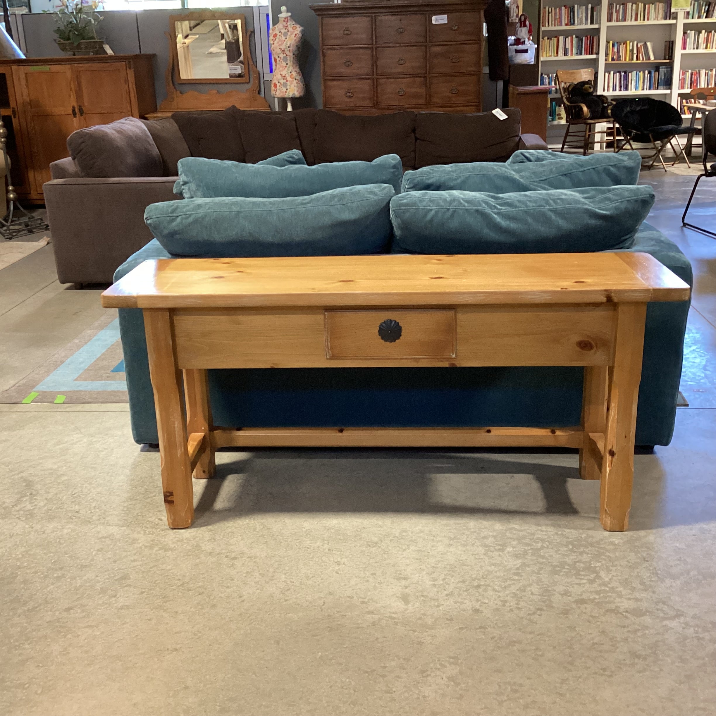 Tomlinson Furniture Rustic Distressed Pine 3 Drawer Sofa Table 60"x 17"x 28.5"