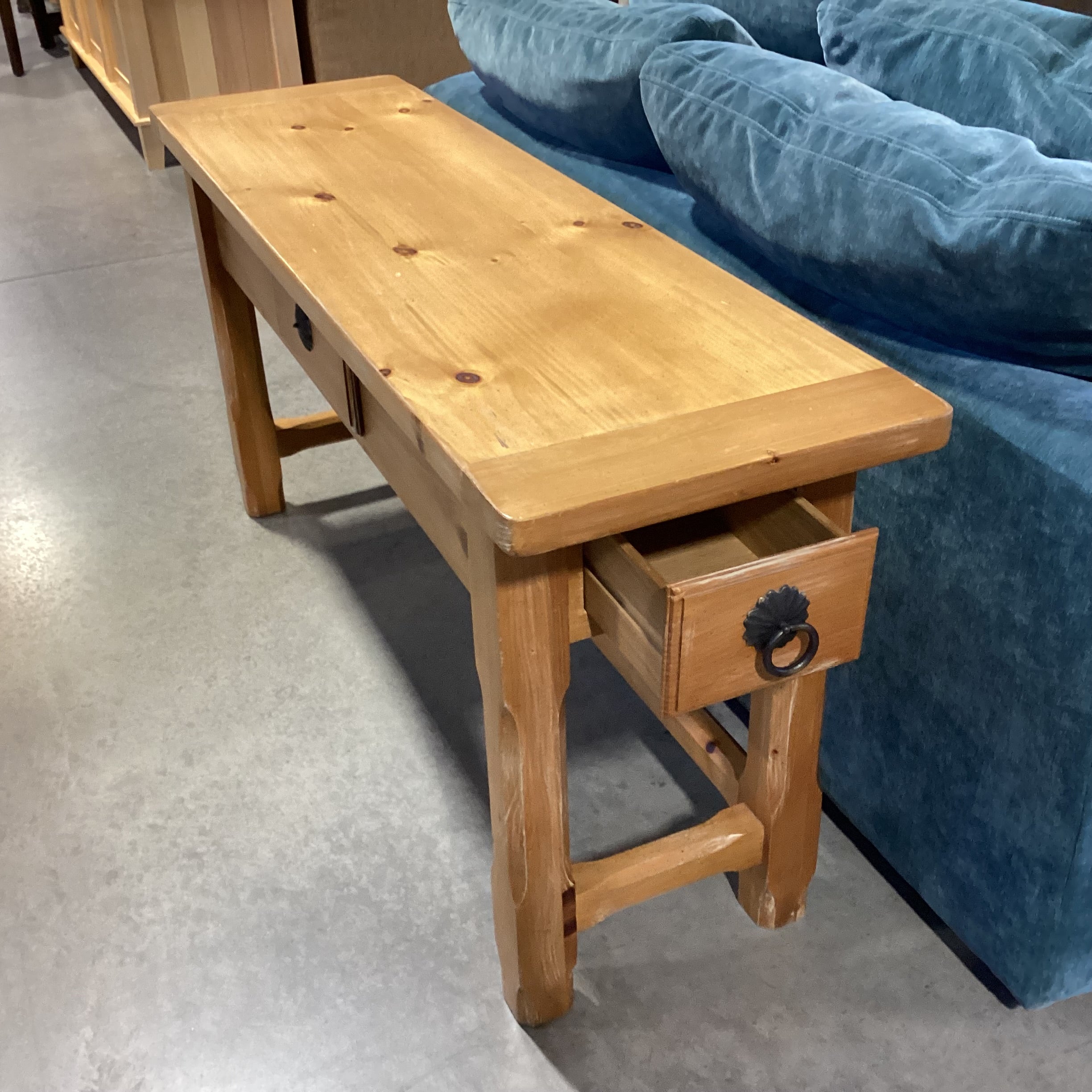 Tomlinson Furniture Rustic Distressed Pine 3 Drawer Sofa Table 60"x 17"x 28.5"