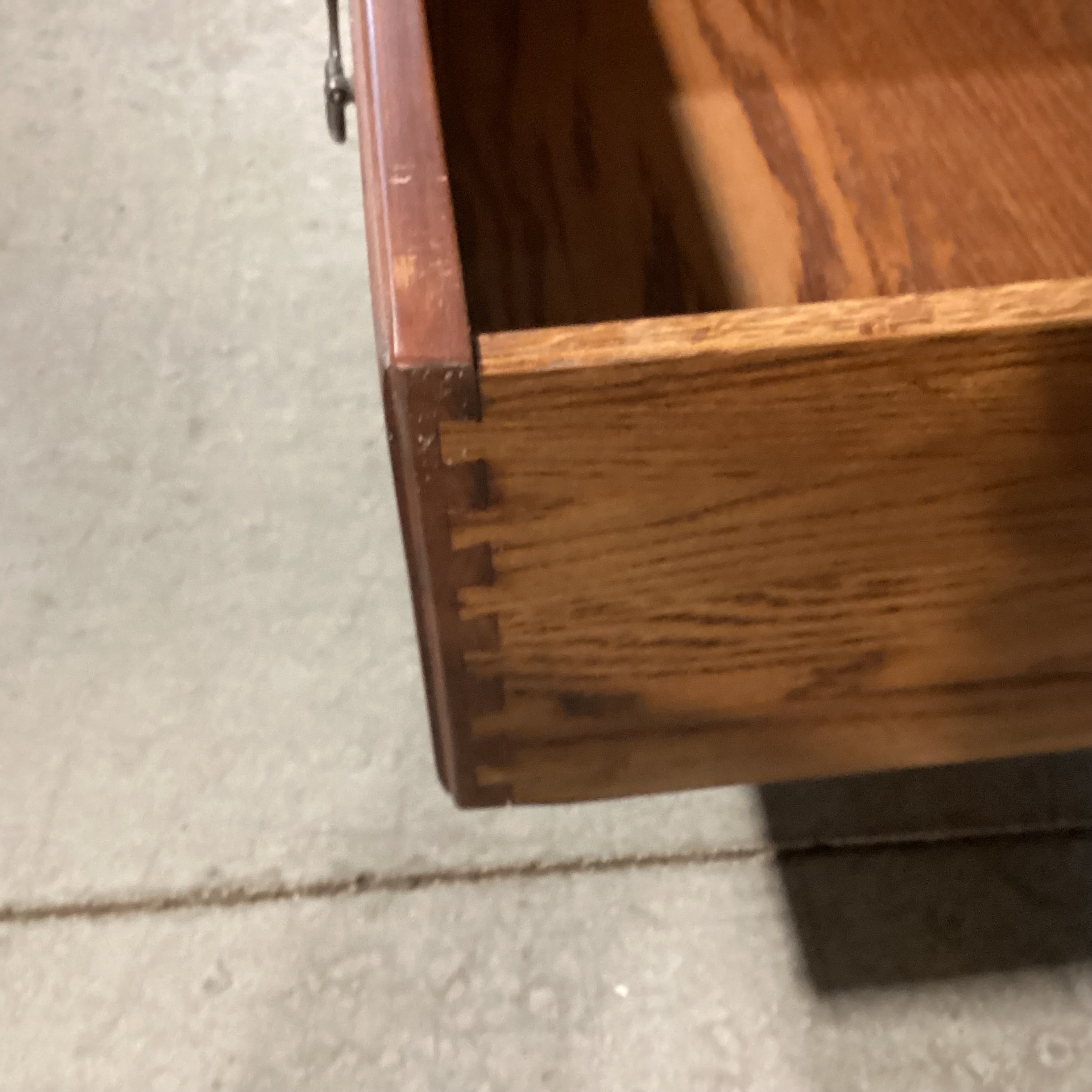 Bob Timberlake for Lexington Finished Wood & Glass Top Double Sided Pull Through Drawers Display Coffee Table 44"x 24"x 19"