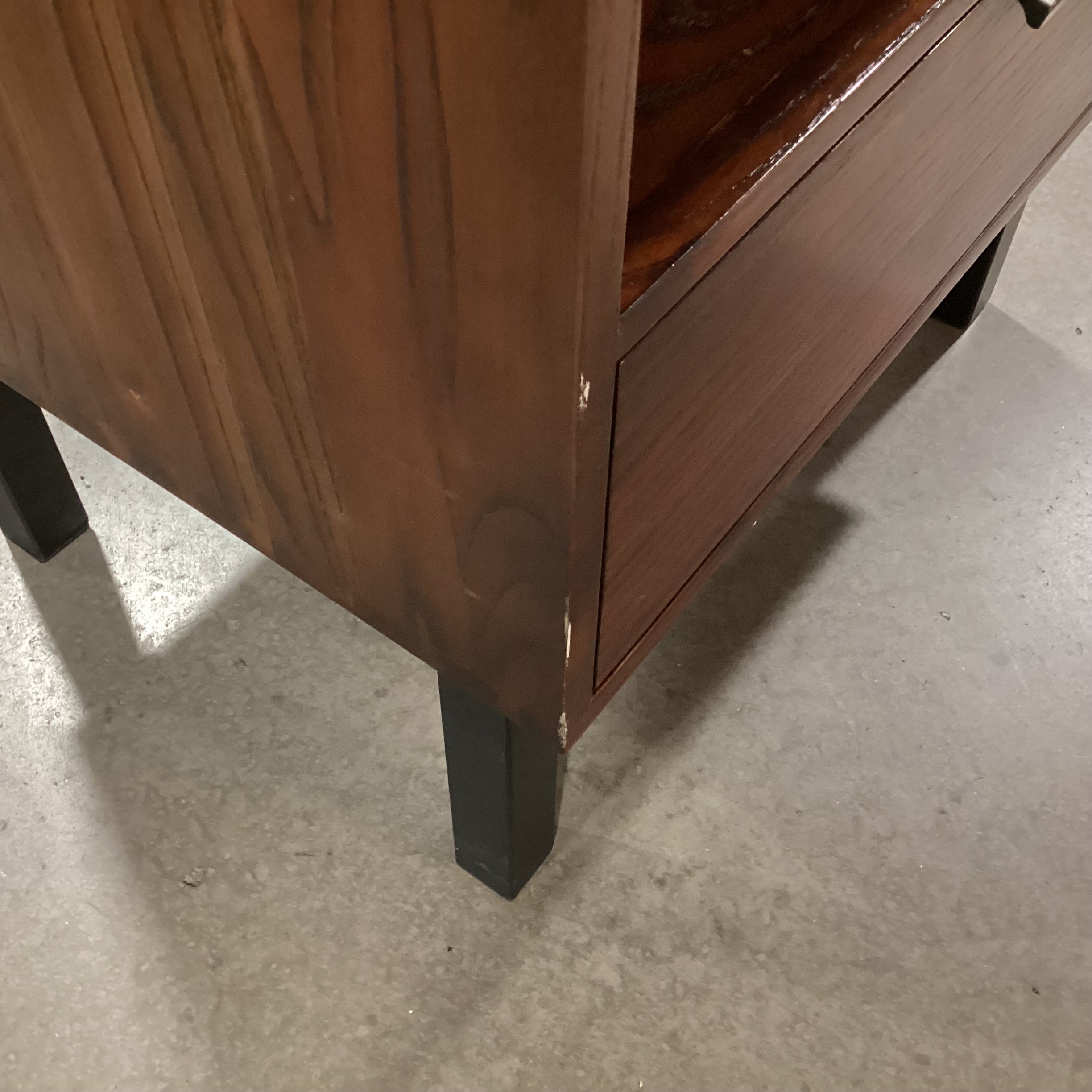 Solid Wood Dovetail Edge Notching & Metal 1 Drawer with Cubby Nightstand 23"x 17"x 24.5"