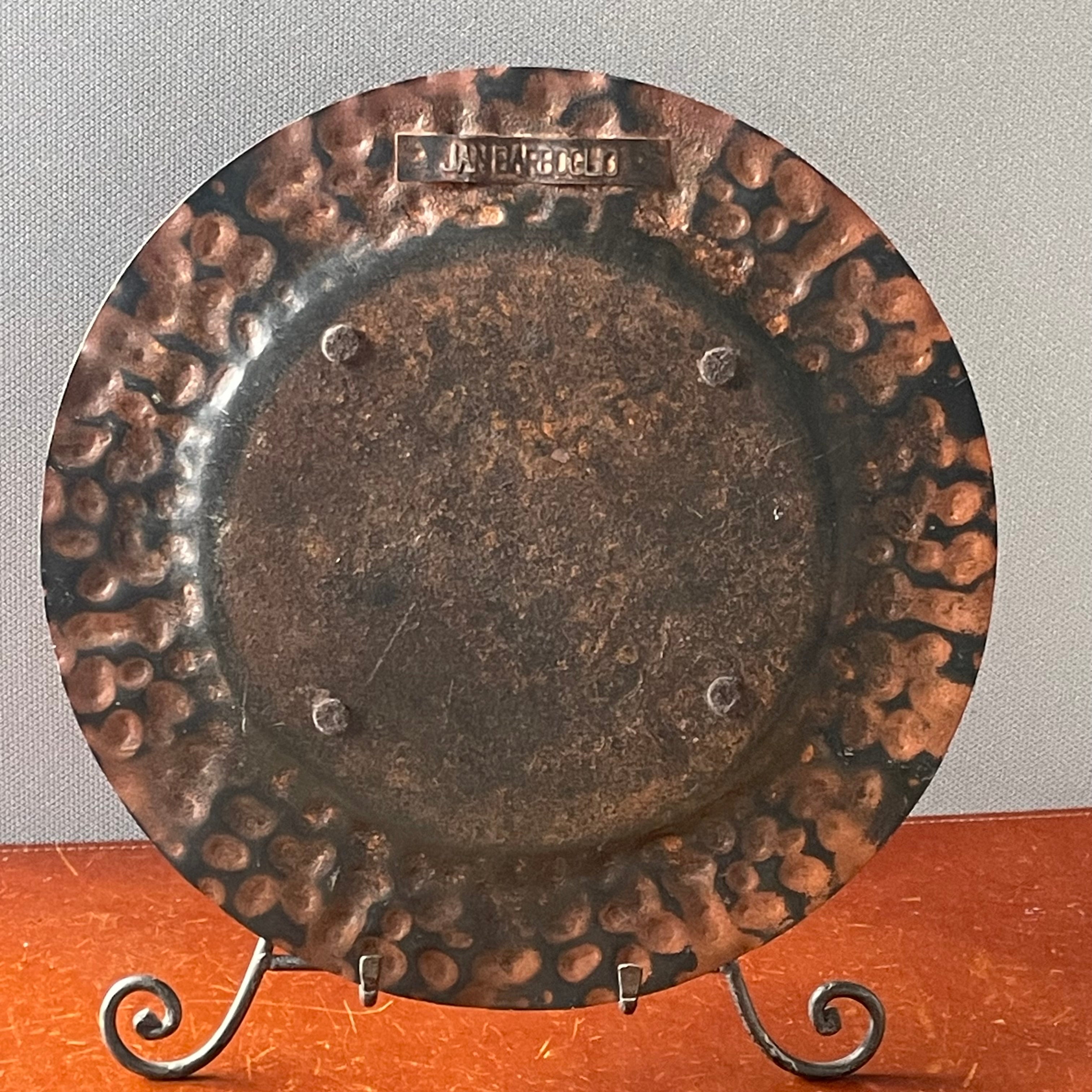 Jan Barboglio Classic Double Hammered Iron Charger, 14"