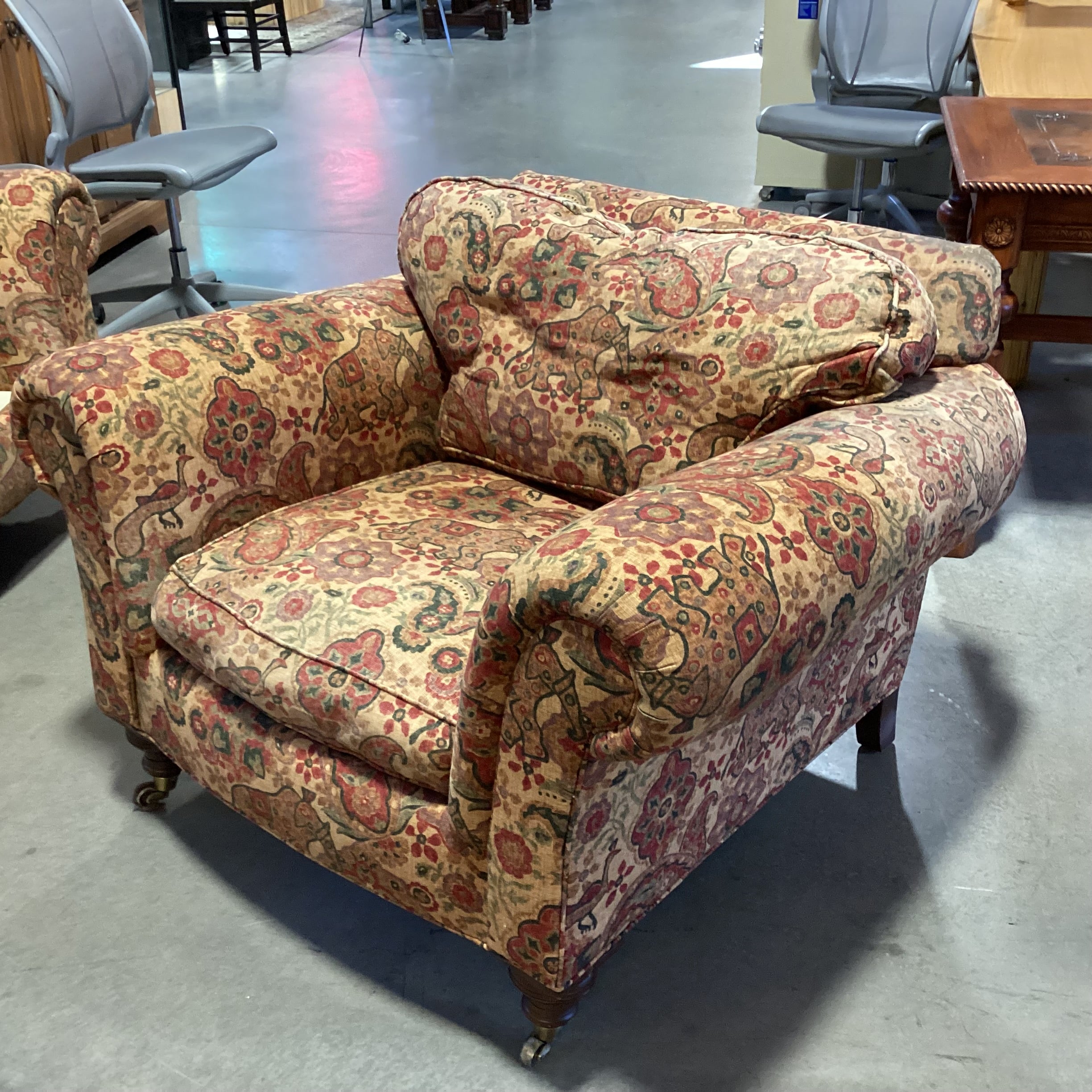 Lillian August Gold & Red Elephant Design Linen on Casters Chair 44"x 38"x 31"