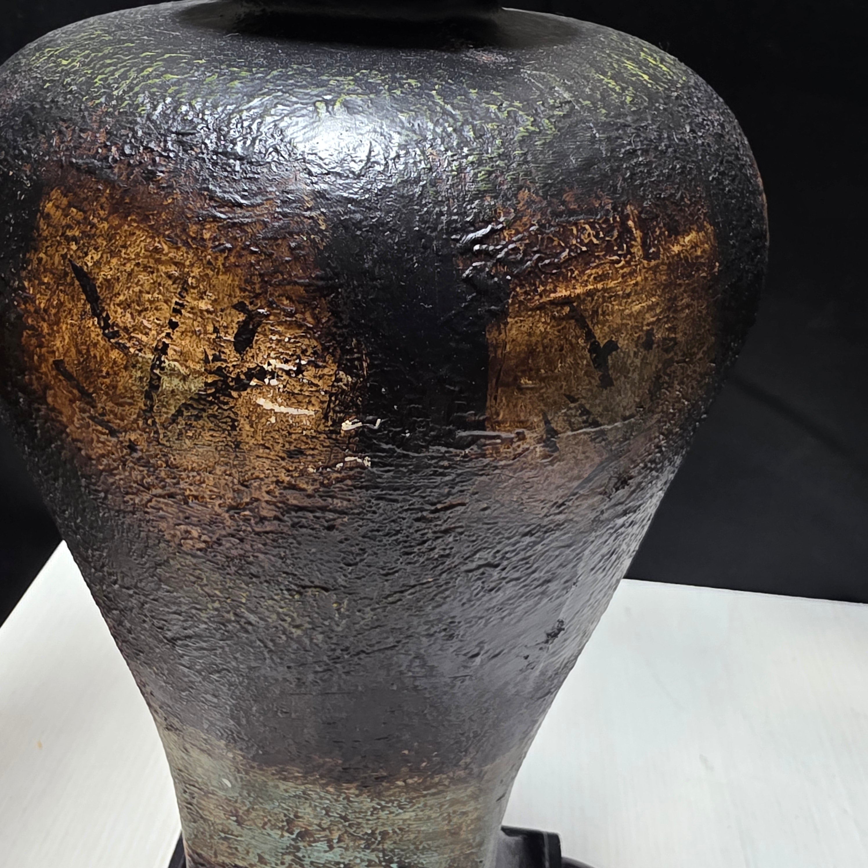 Crestview Collection Ashston Rustic Resin Table Lamp 18"Dx33"
