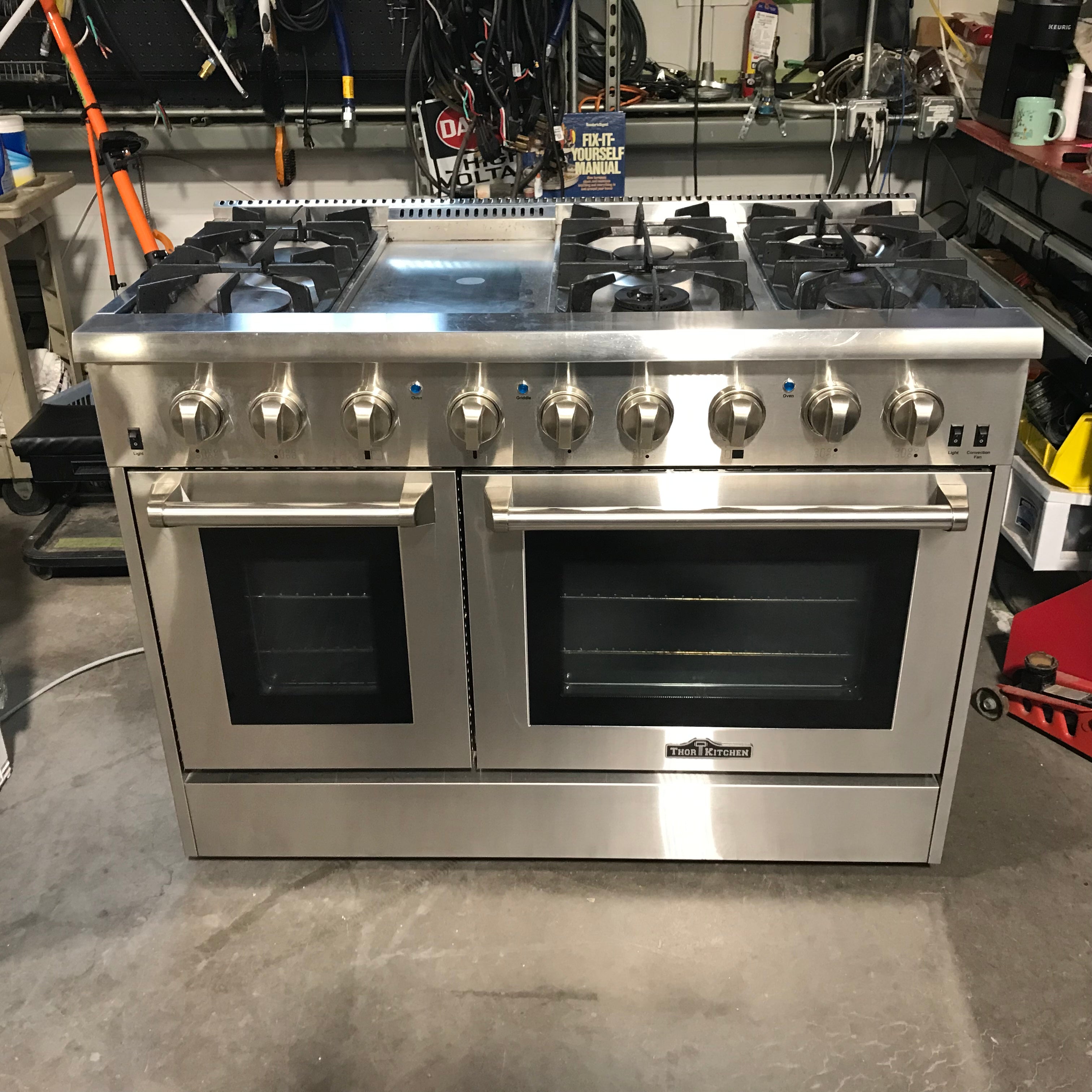 Thor Kitchen 48" Stainless Steel 6 burner, Griddle, Double Oven Range 48"x 28"x 38"