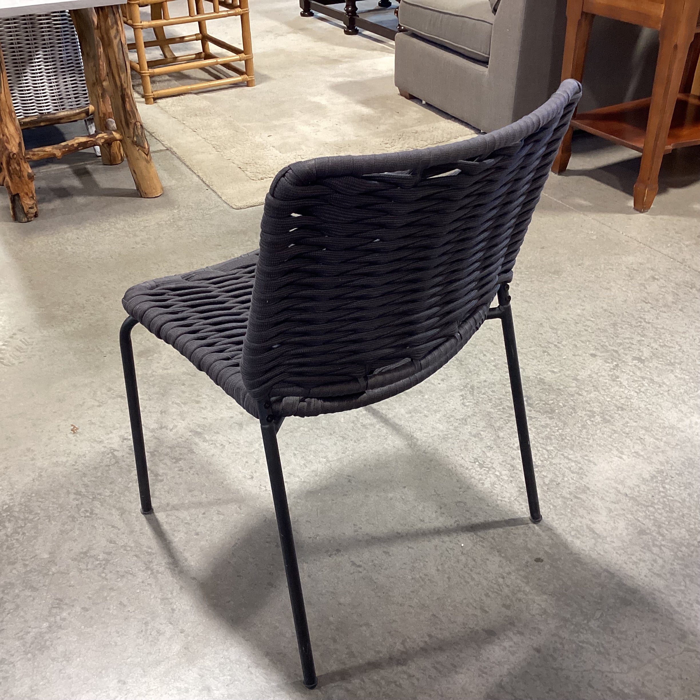 Ikea Tegelon Indoor Outdoor Dark Grey Braided Rope Woven & Metal Dining Chair 21"x 20"x 32"