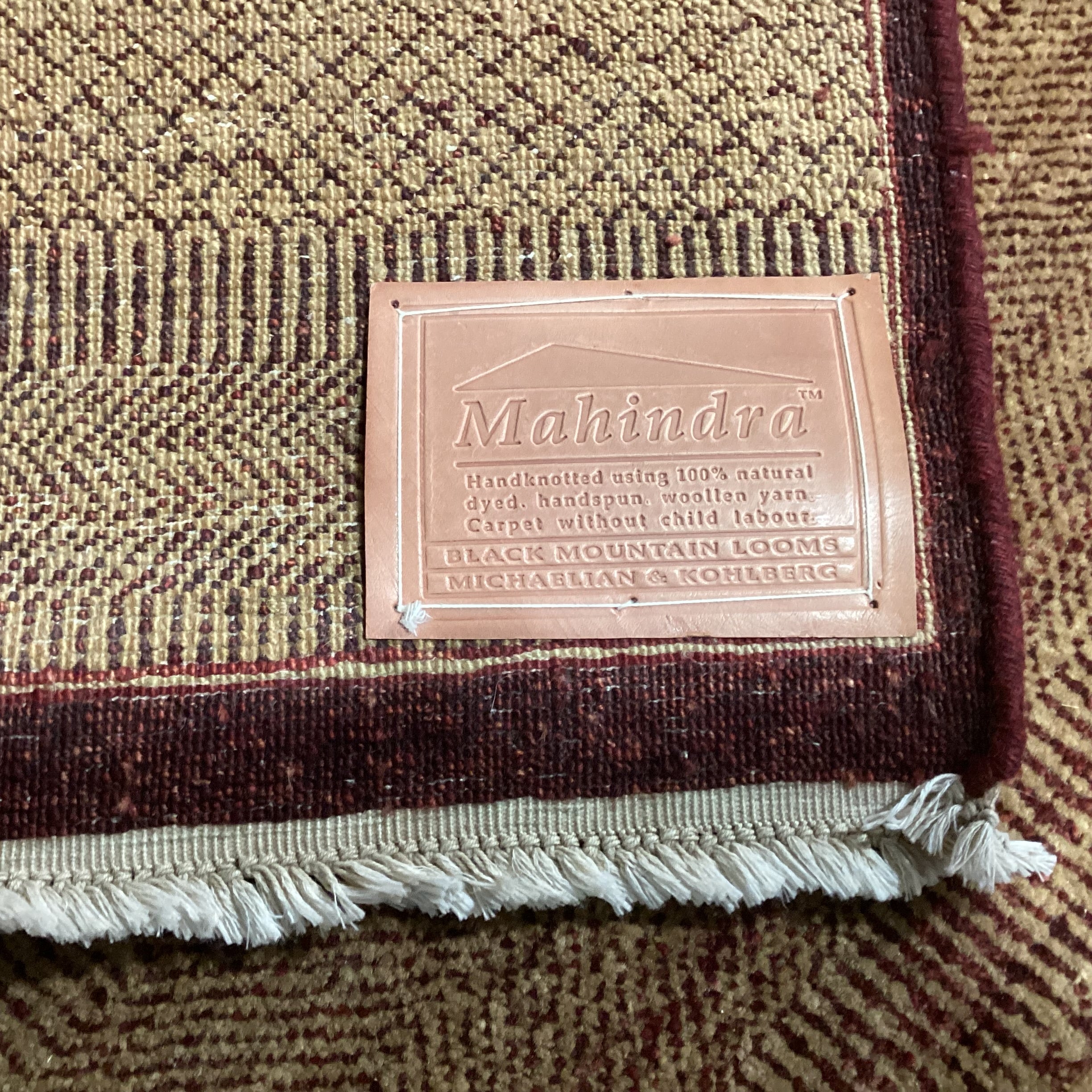 Mahindra Black Mountain Looms Tan & Red Hand Woven Wool Rug 9'x 12'3"
