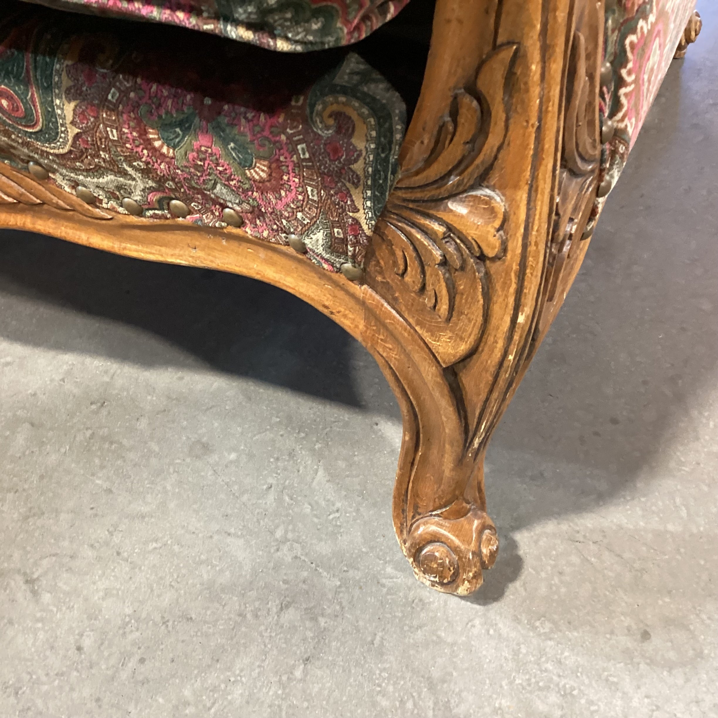 Vintage Ralph Lauren Red Green Paisley Velvet Nailhead & Carved Wood Oversized Chair 42"x 42"x 38"
