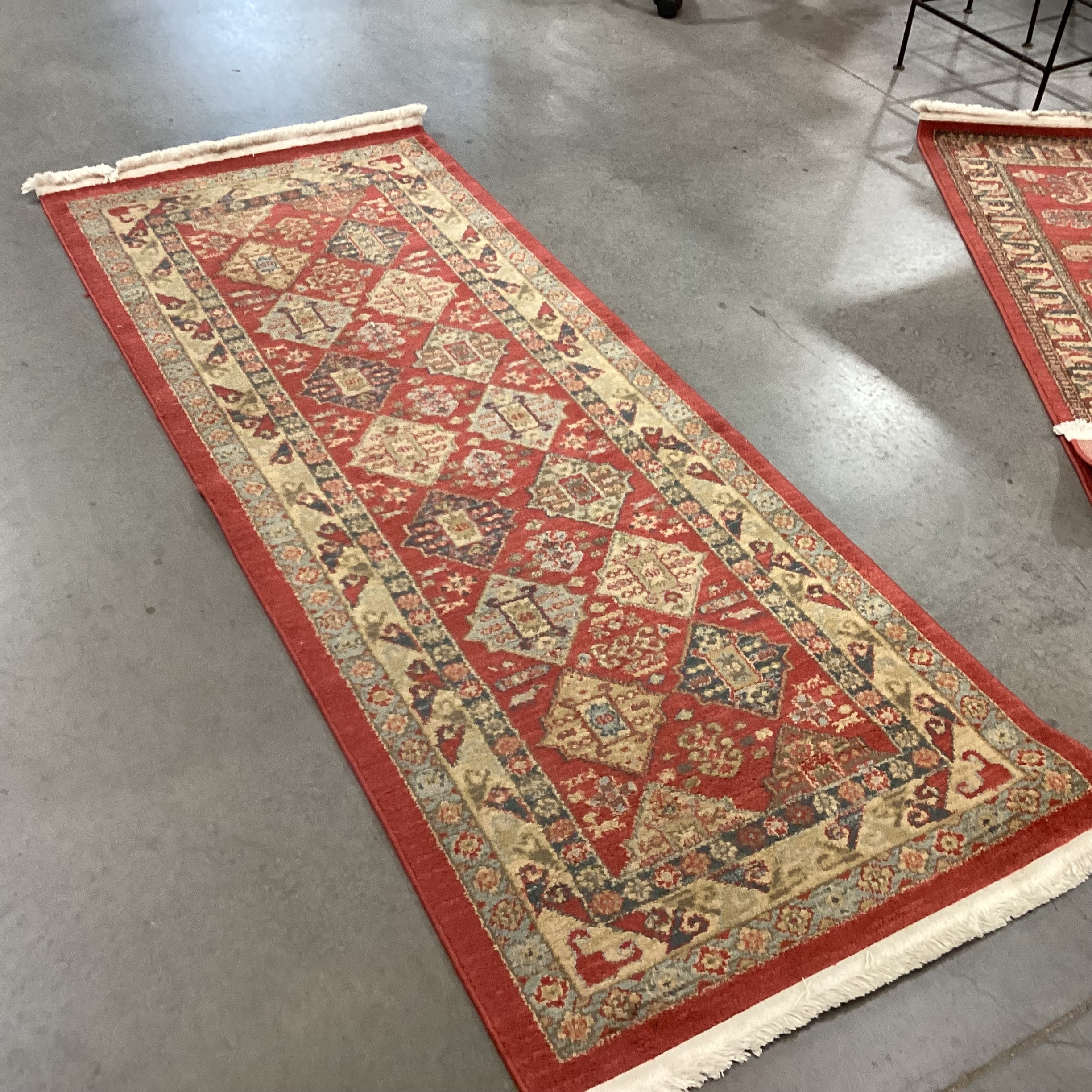 Unique Loom Serapi Collection Red Gold Poly Runner Rug 2' 8"x 6' 8"