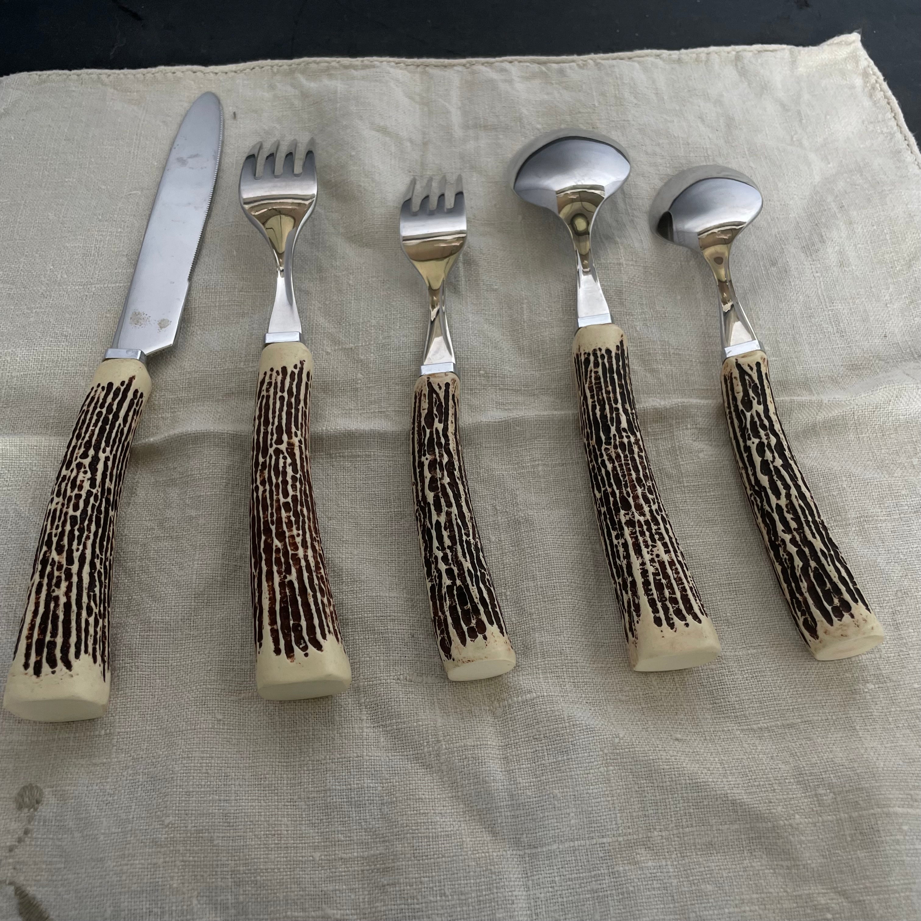 Set of 40 Pieces Zrike Stainless Steel Faux Antler Flatware -Service for 8
