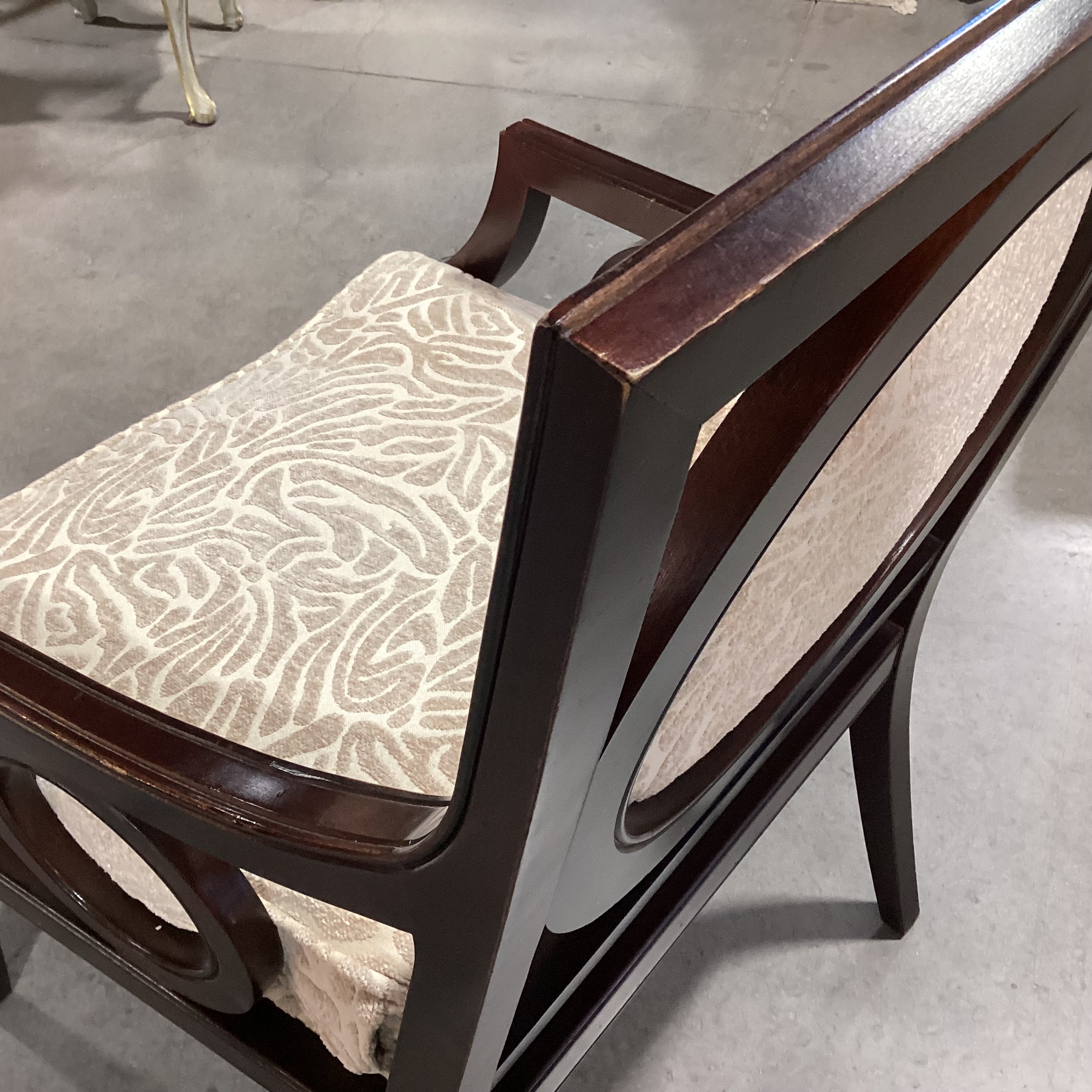Custom Dark Finish Wood Circle Design with Cream & Raised Chenille Down Mix Chair 27"x 27"x 39"