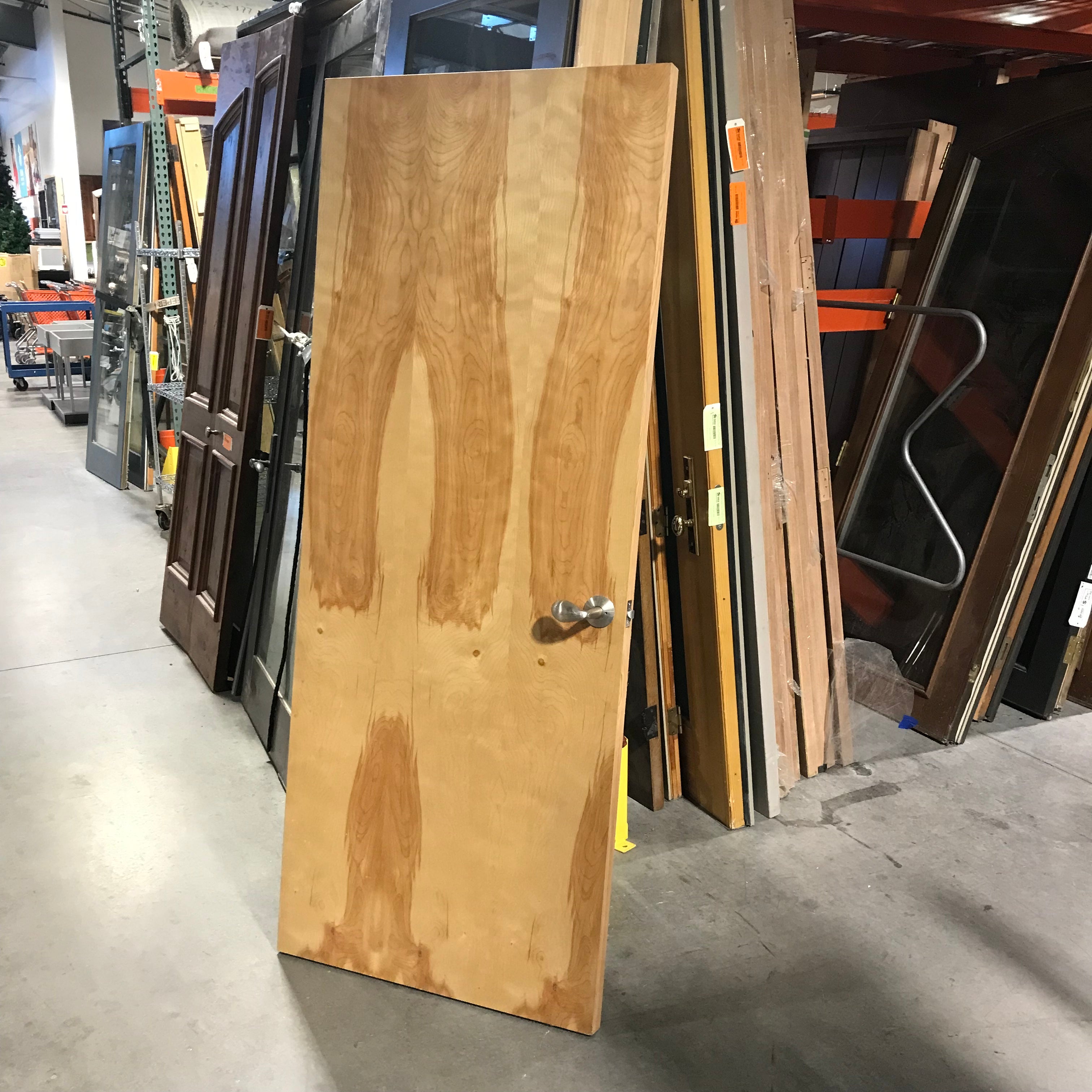 31.75"x 80"x 1.75" Pine Veneer Interior Door