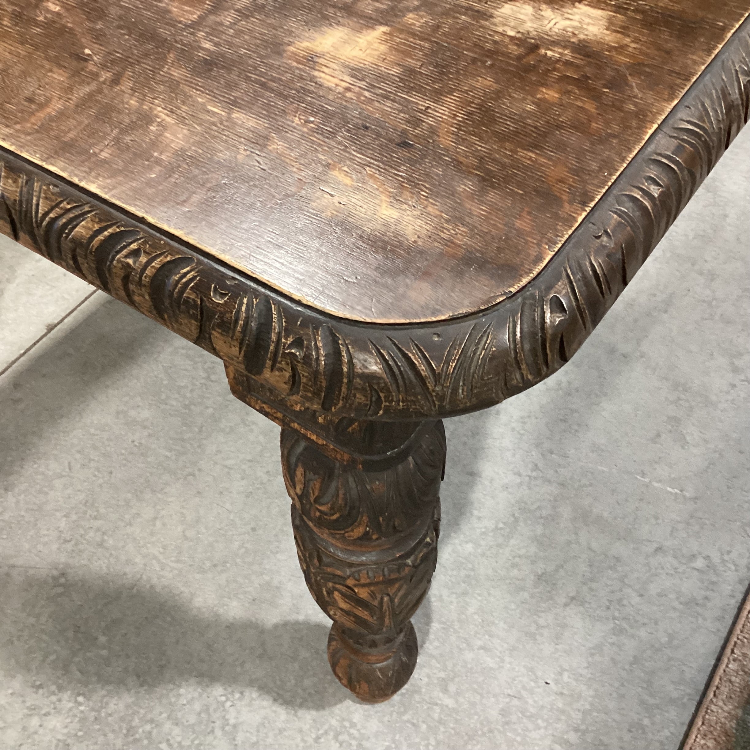 Antique Dark Finish Carved Oak with 1 Leaf Dining Table 70"x 42"x 28"