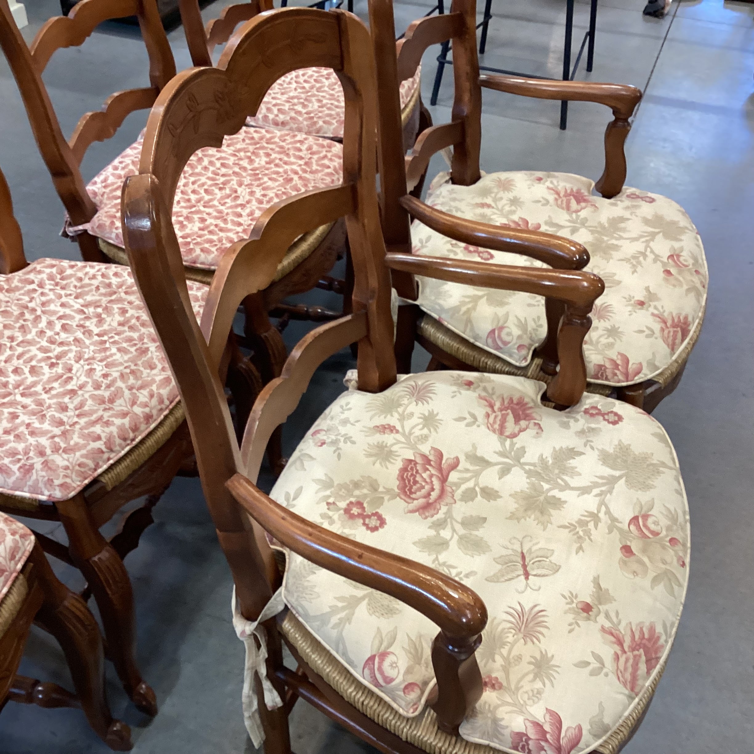 Set of 6 Carved Wood with Rush Seat & Floral Seat Cushion Dining Chairs 21"x 21"x 38"