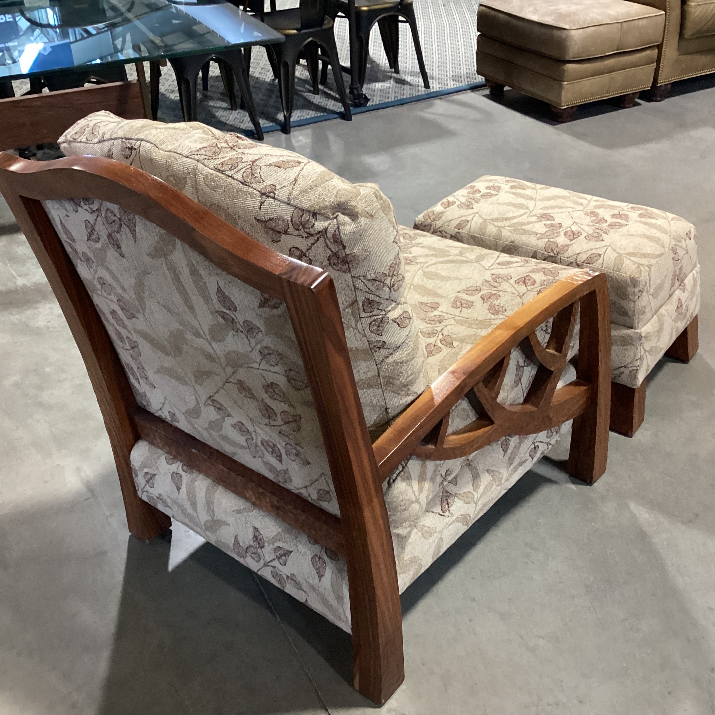 Arts & Crafts Style Carved Wood Divet & Branch Detail Brown & Tan Leaf Upholstered with Ottoman Chair 27"x 38"x 36"