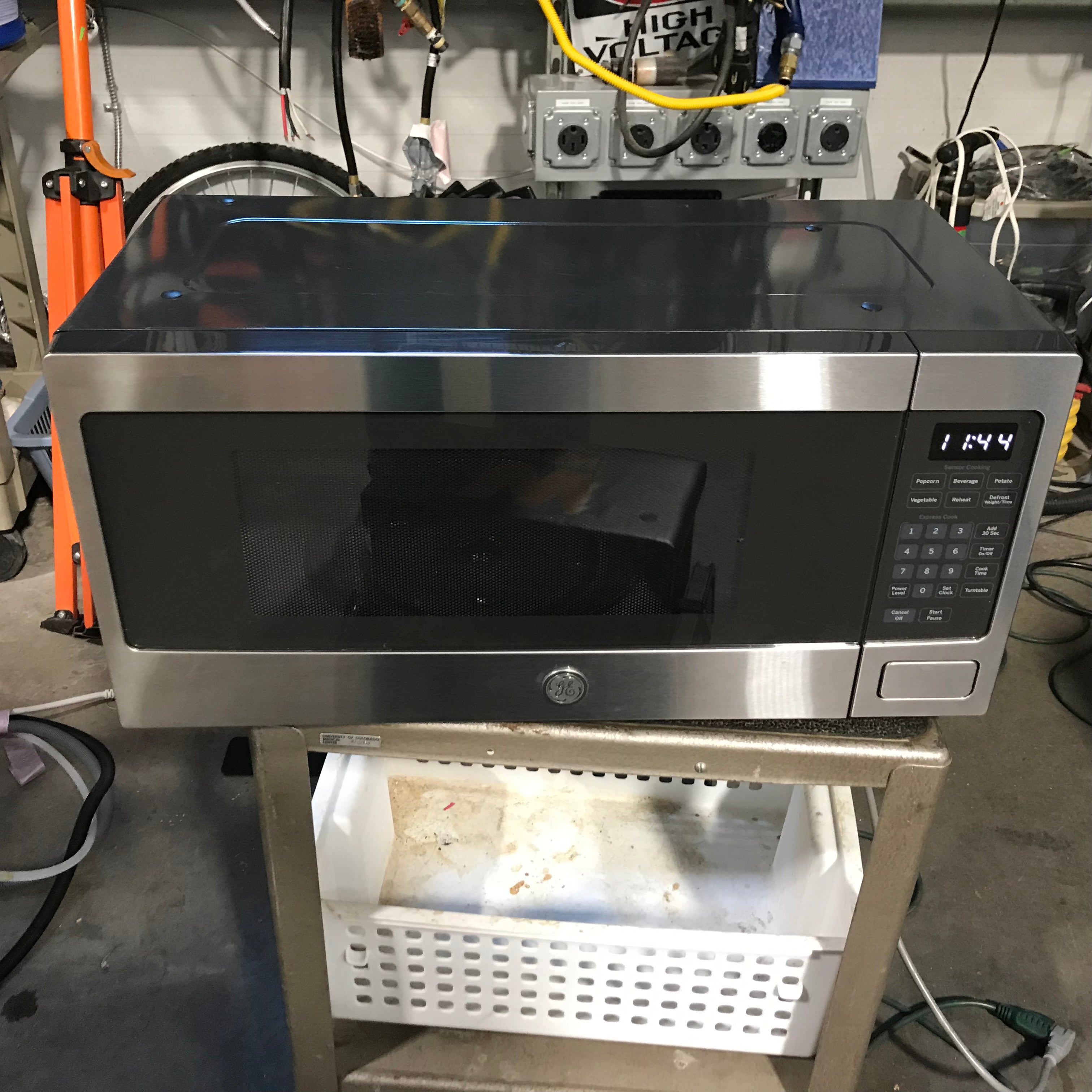 GE Stainless Steel Countertop Microwave 24"x 13"x 12"