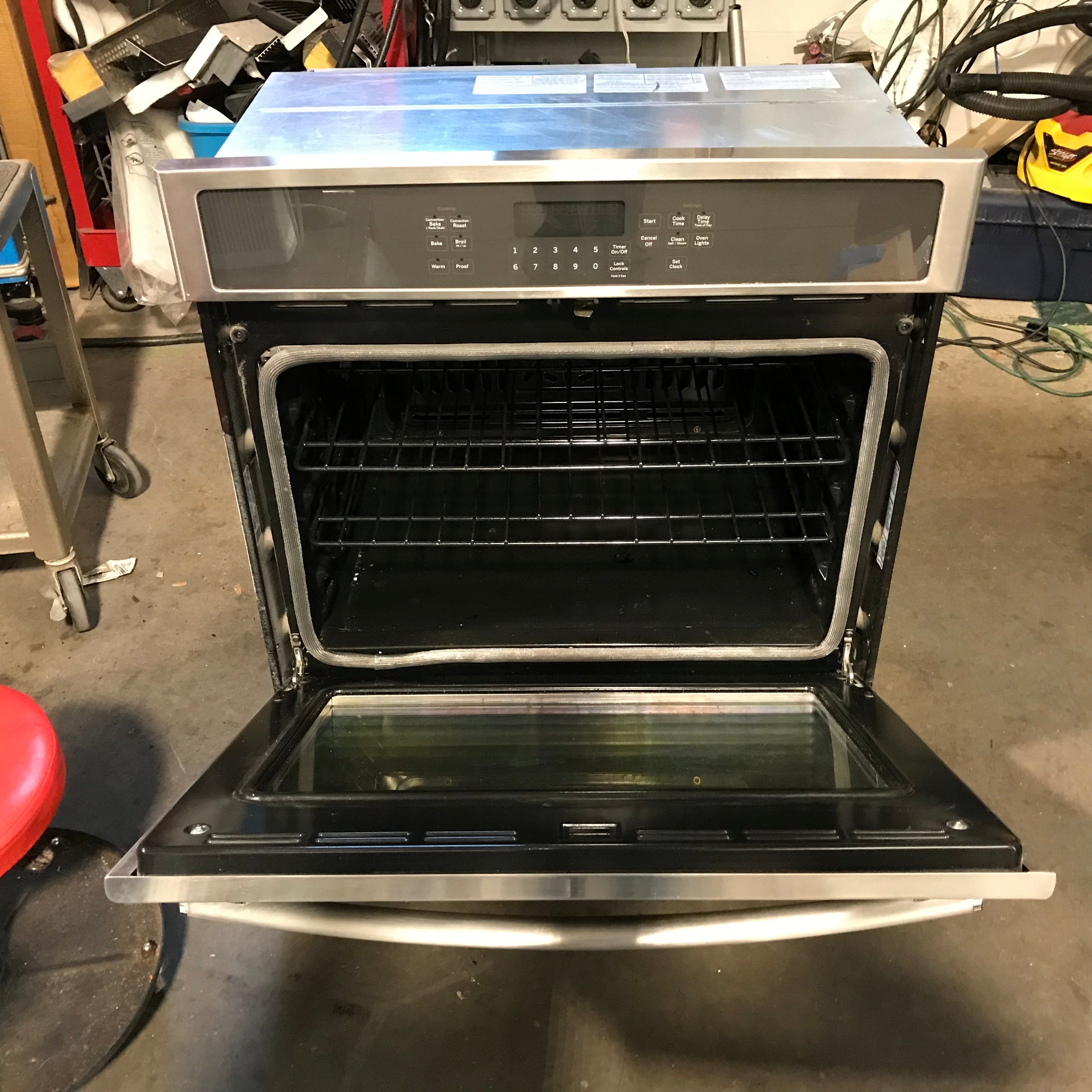 GE Stainless Steel Wall Oven 30"x 25"x 27"