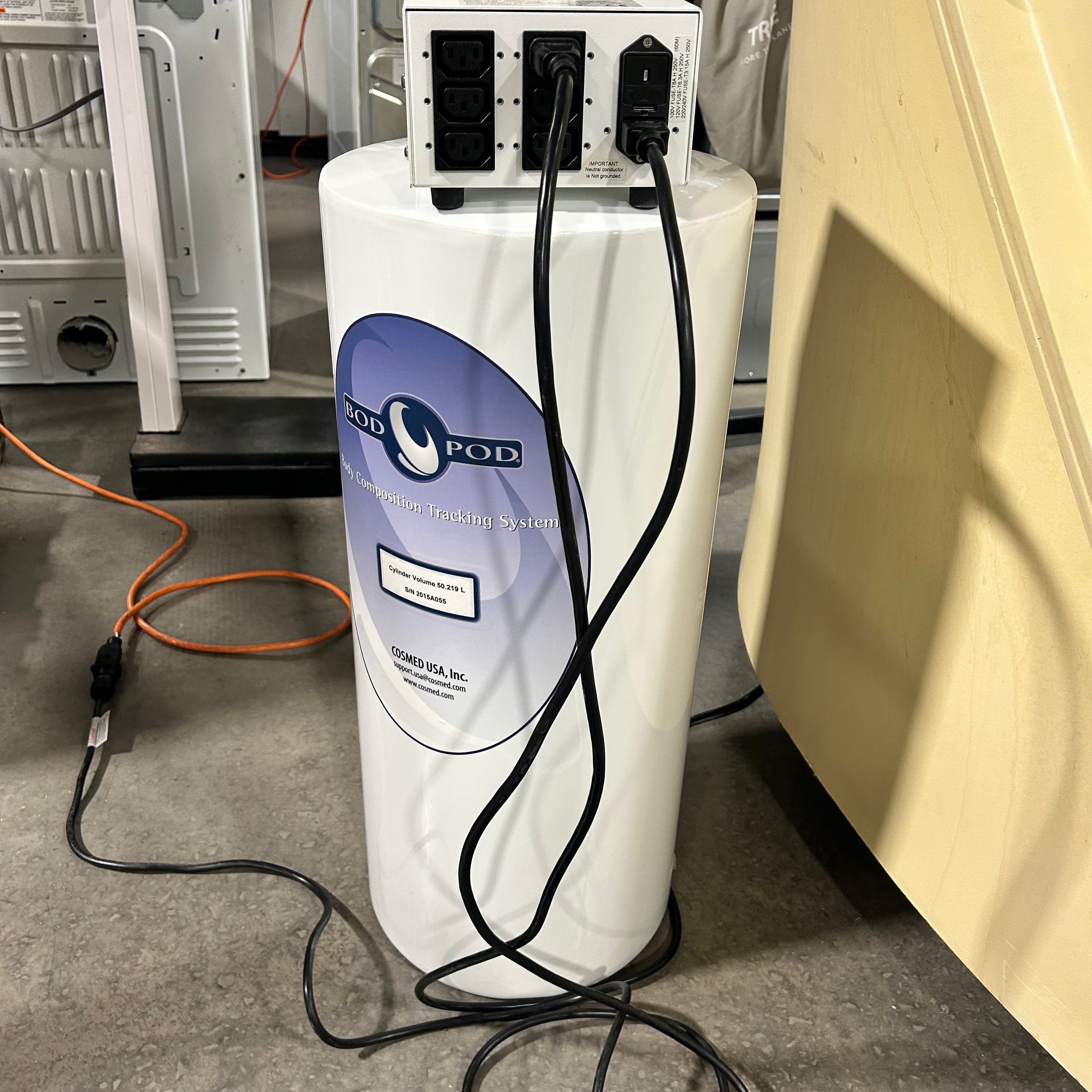 Bod Pod Body Composition Tracking System 27"x 49"x 65"