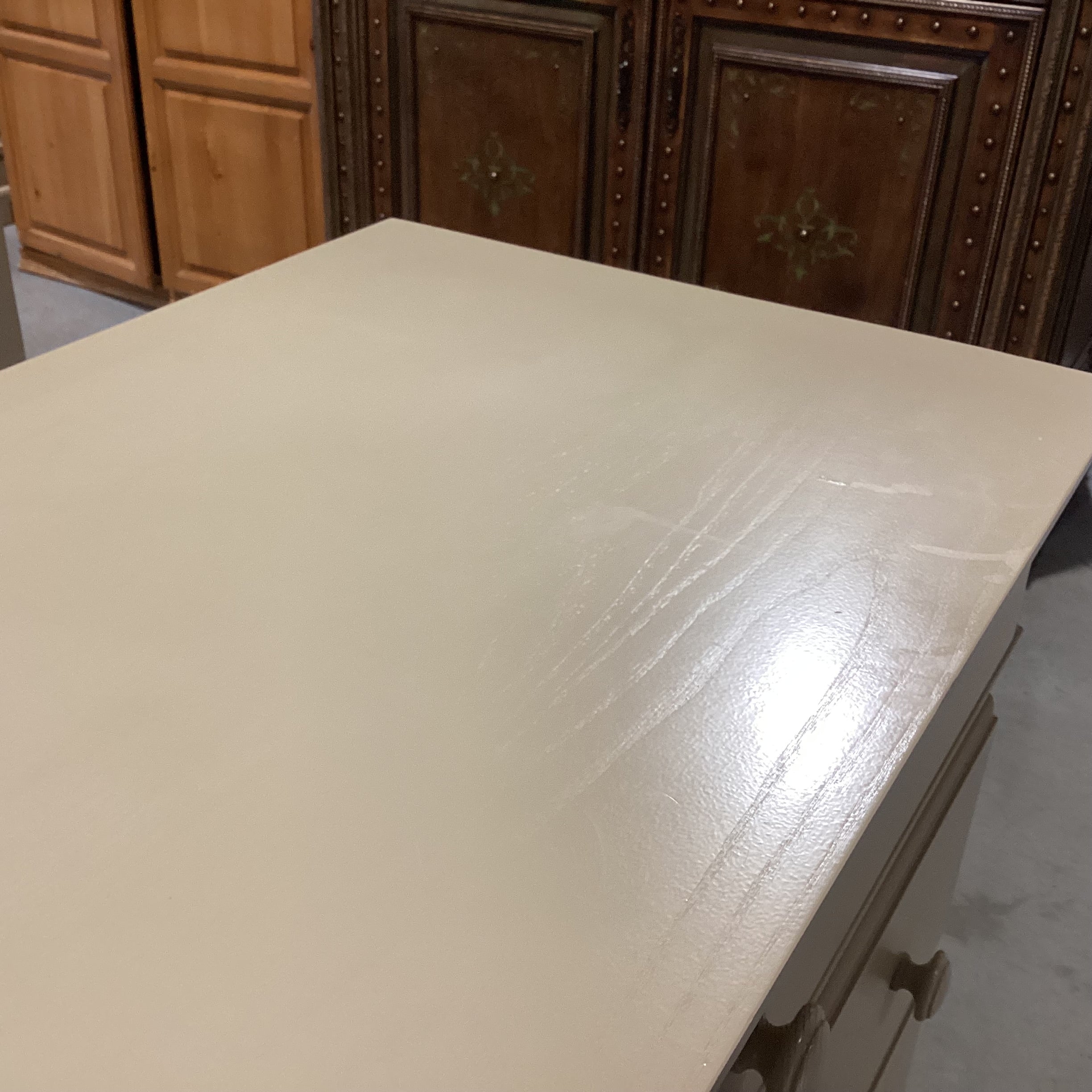 Vermont Tubbs Custom Crafted Sand Finish Carved Wood 8 Drawer Dresser 66"x 20"x 37"