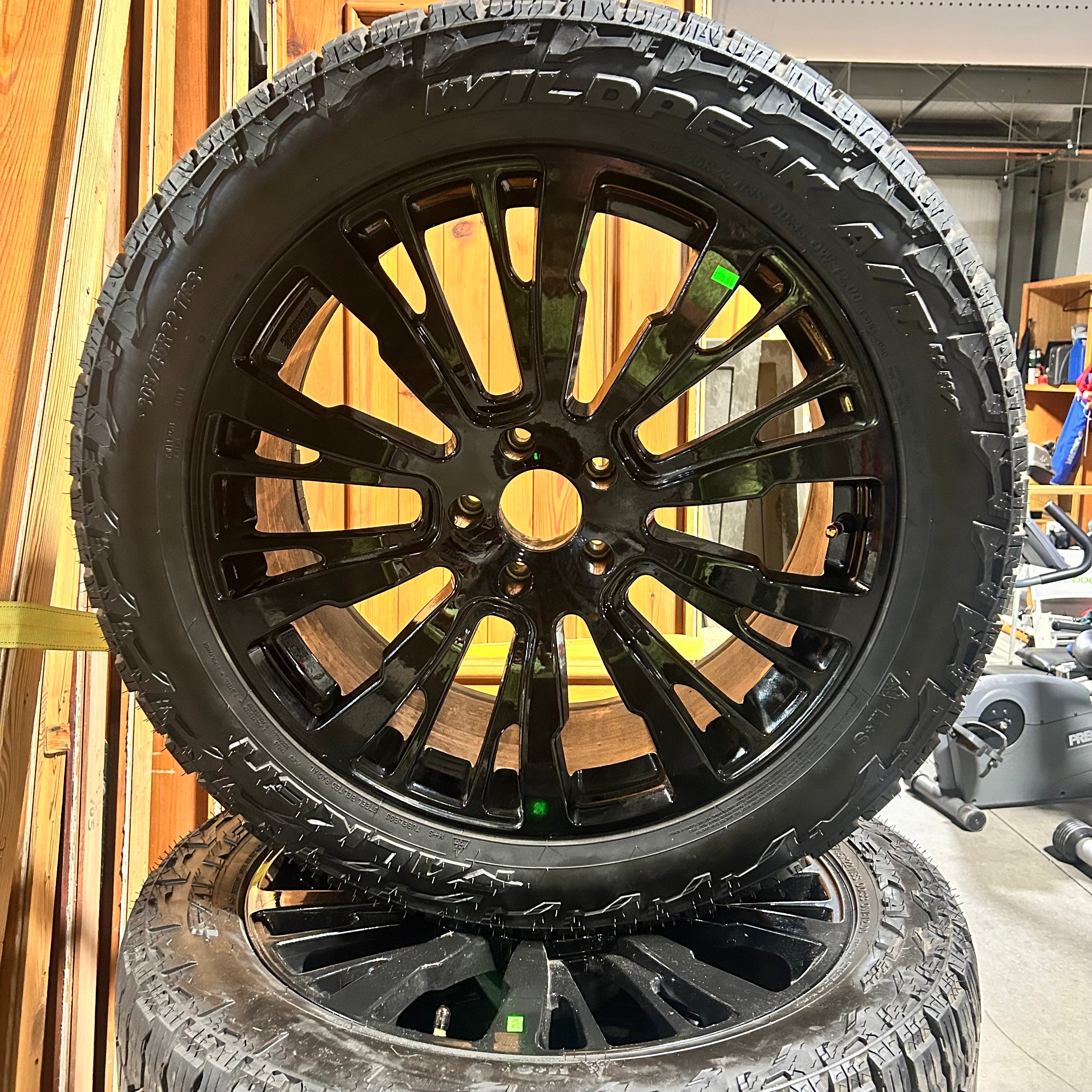 Set Of Falken Wildpeak A/T 305/45R22 118S With 22" Rims
