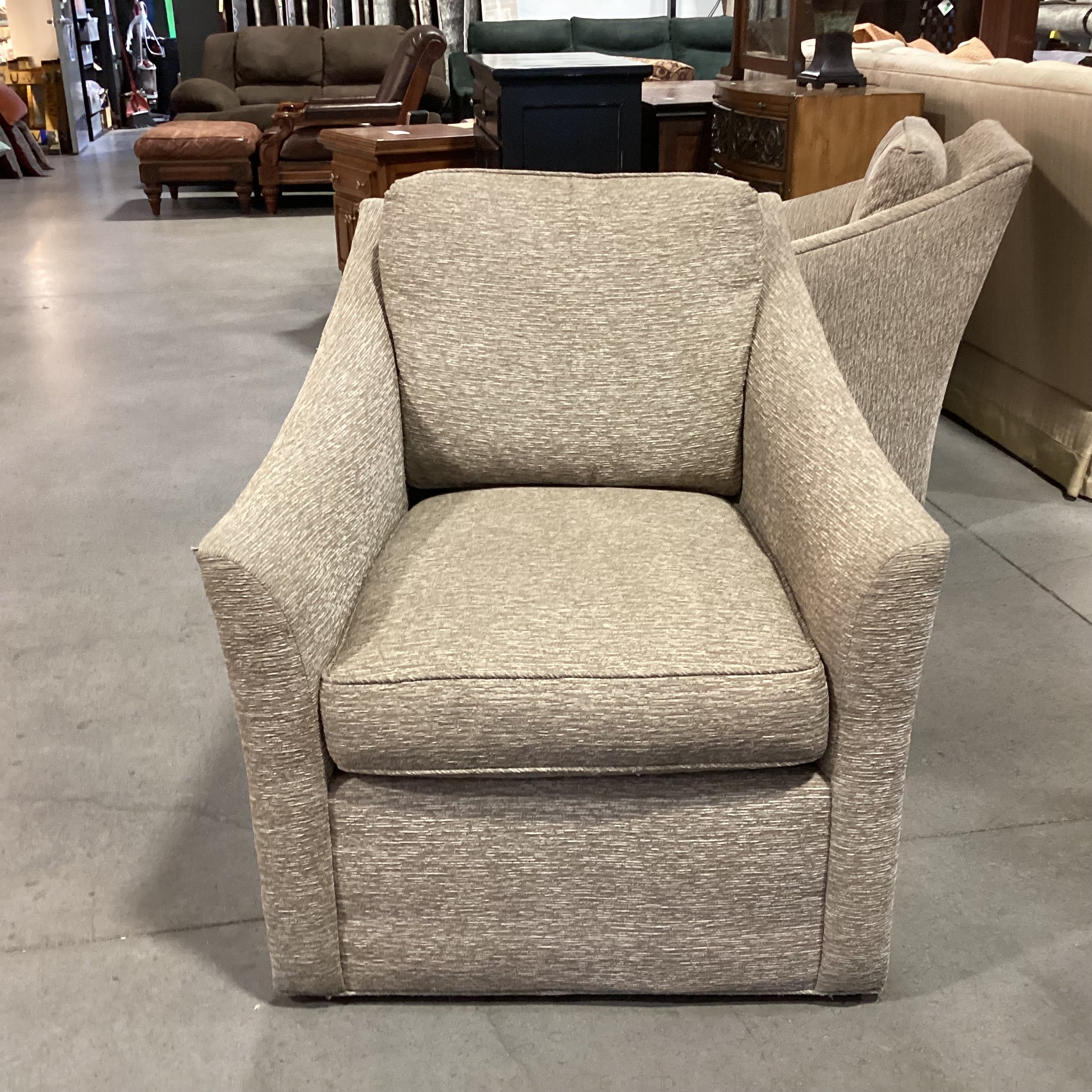 Pearson Heritage Home Group Tan & Cream Texture Woven Slope Arm Swivel Chair 32"x 38"x 34"