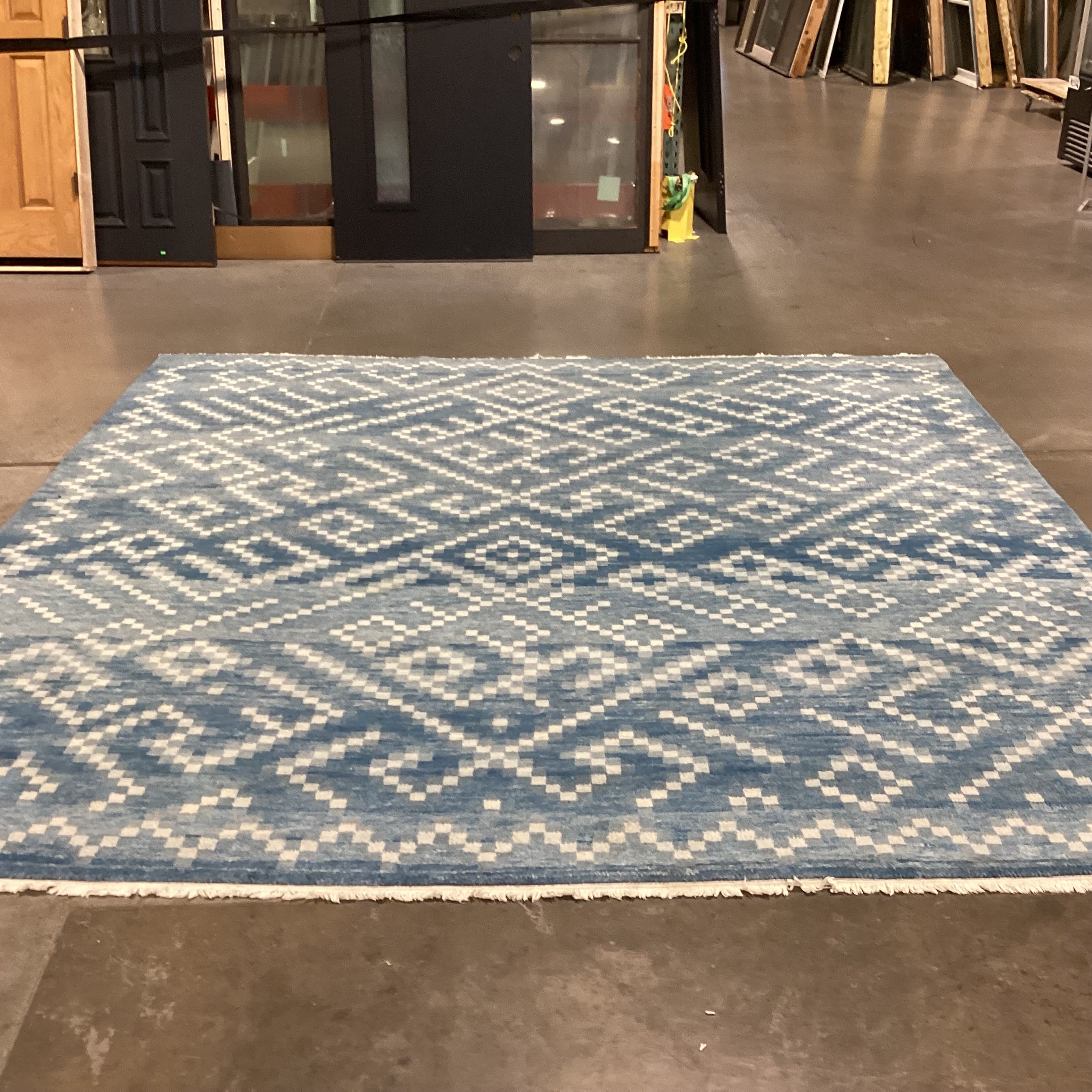 Blue & Ivory Diamond Pattern Hand Woven Wool Rug 9"1"x 9'7"