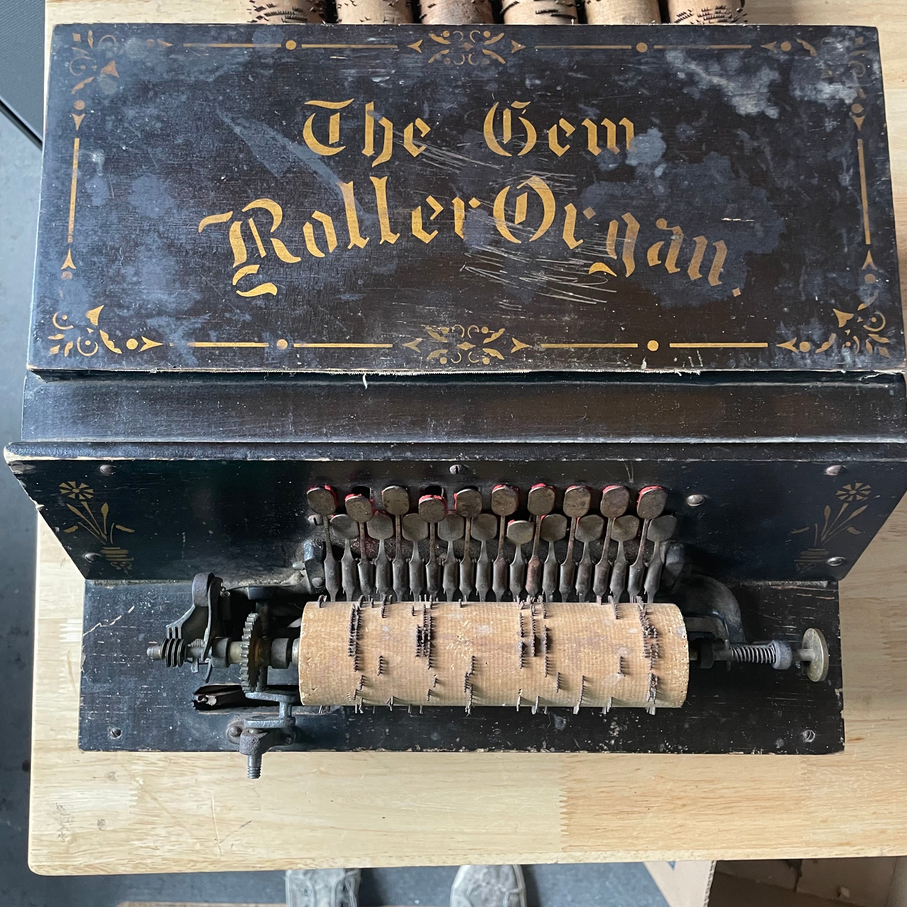 Antique 1887 Black Wood/Metal Gold Stenciled The Gem Roller Organ Made by Autophone Co NY