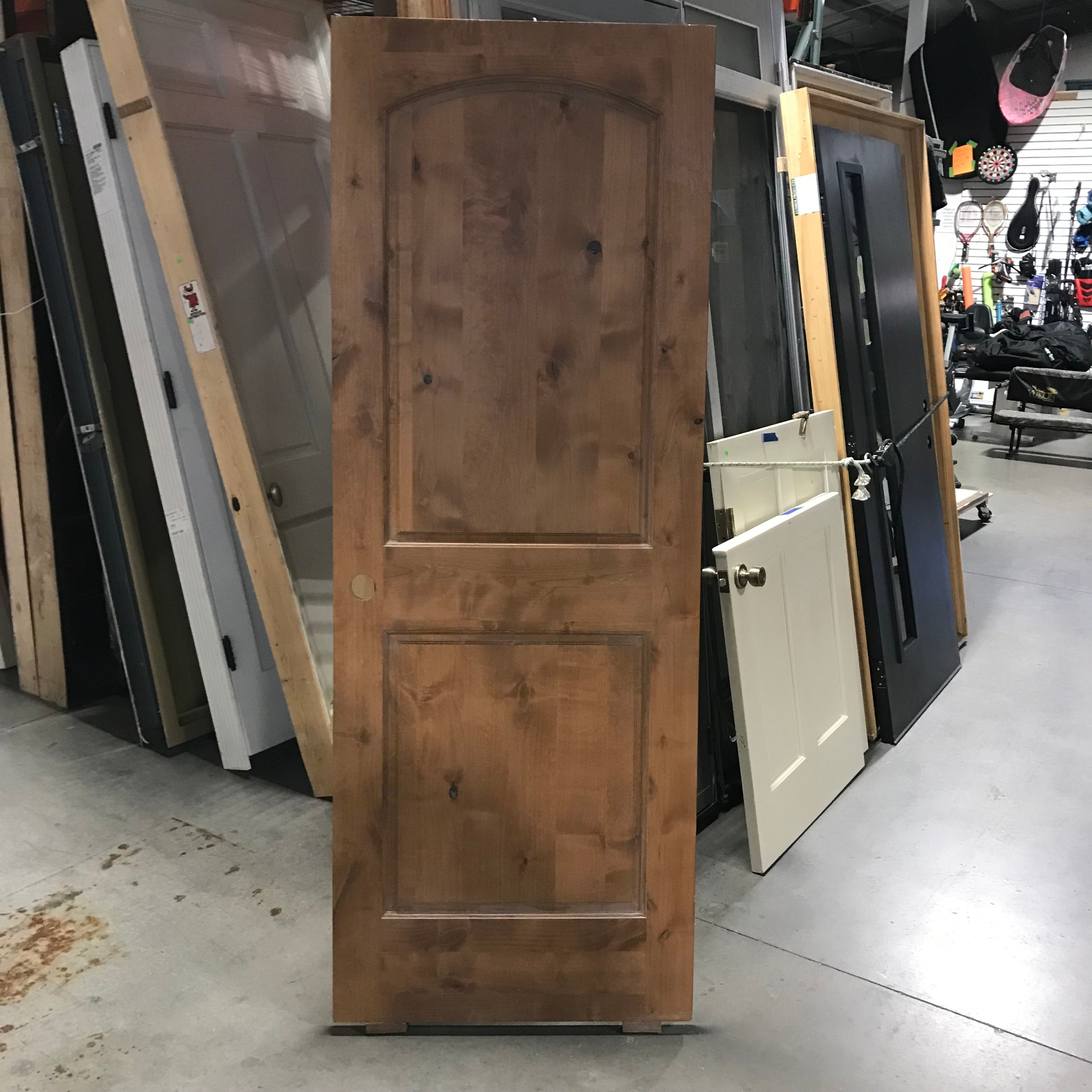 29.5/8" x 80"x 1.25" Knotty Alder Interior Door with Arch RH Swing