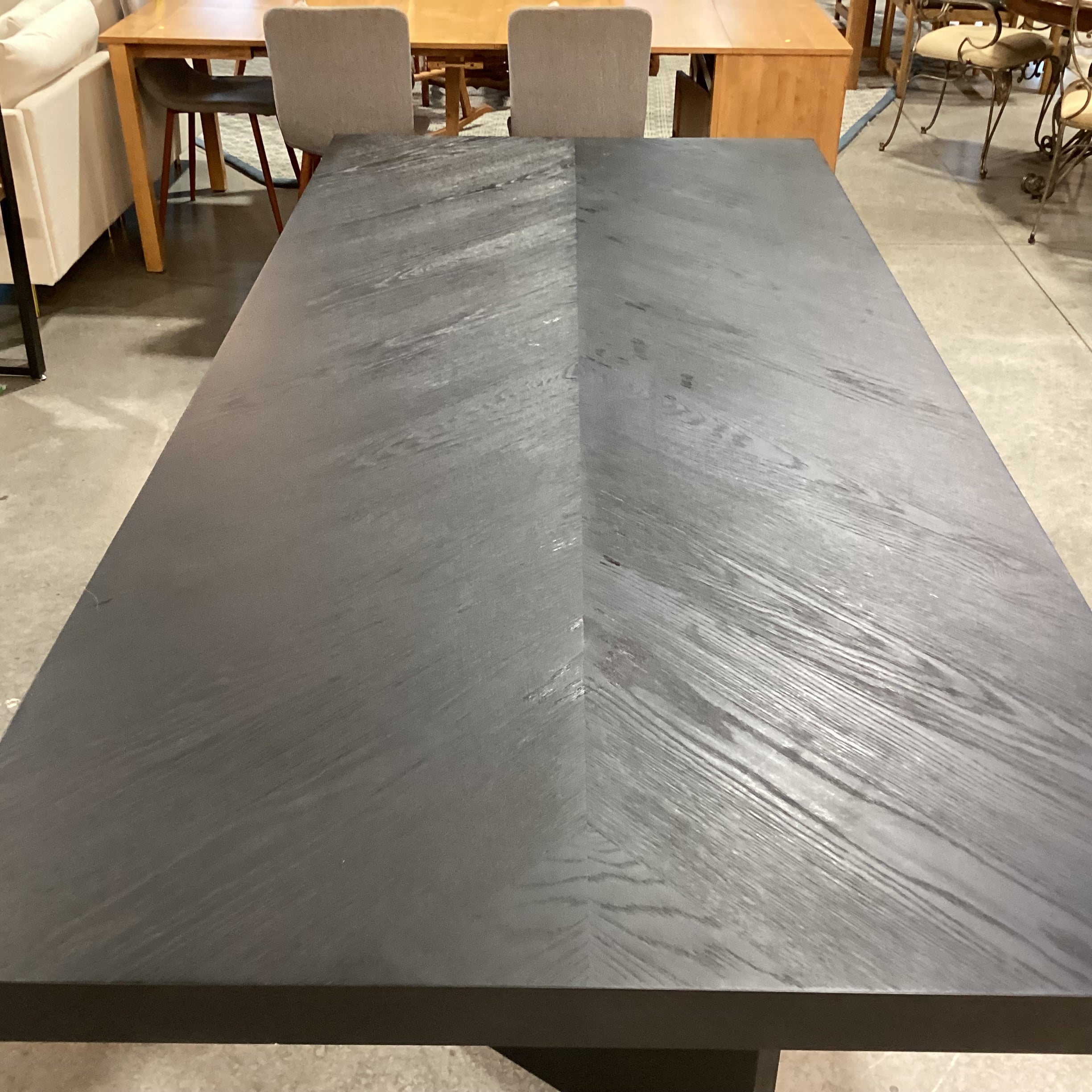 Modern Black Finish Oak Veneer Matched Top Detail Dining Table 94.5"x 43.5"x 30.5"