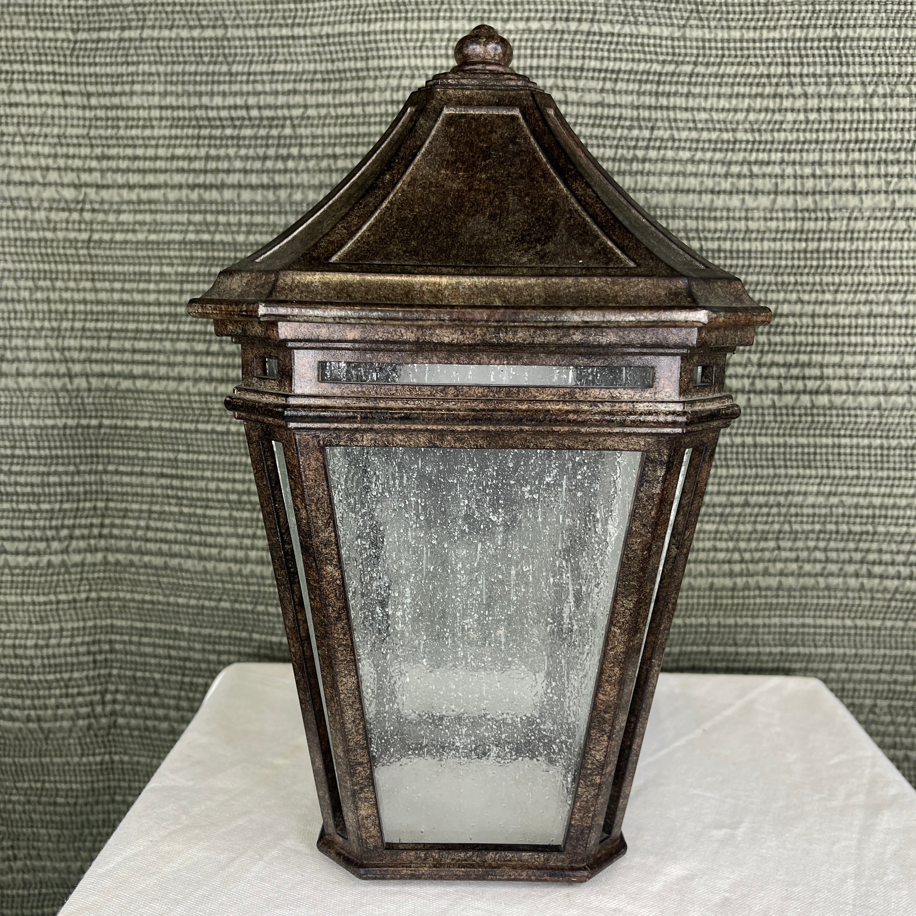 Feiss Londontowne 1-Light LED Weathered Chestnut Transitional Outdoor Wall Sconce 7"x 11"x 9"