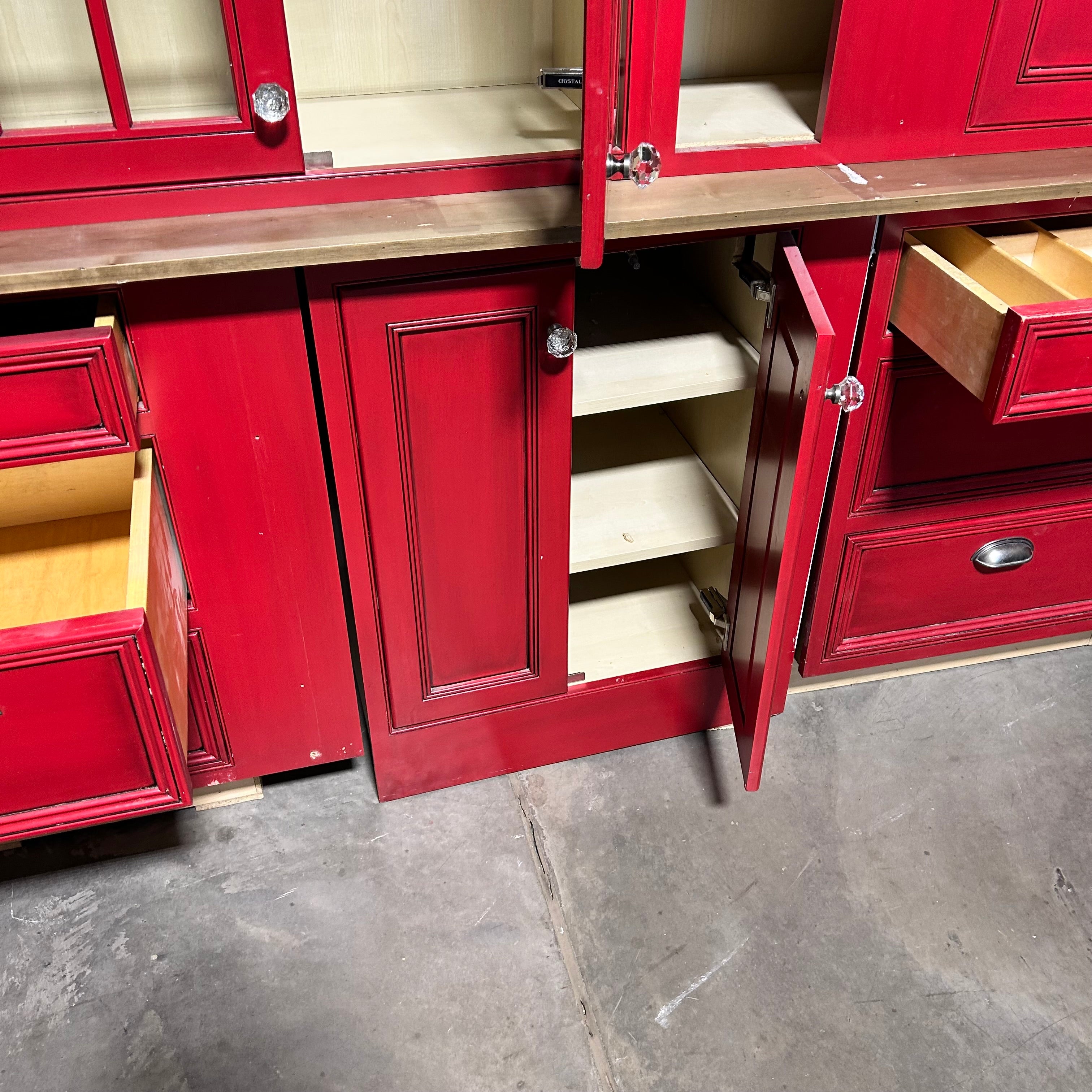 17 Piece Red Stained Cabinet Set 9 Uppers 8 Lowers 1 Over Fridge