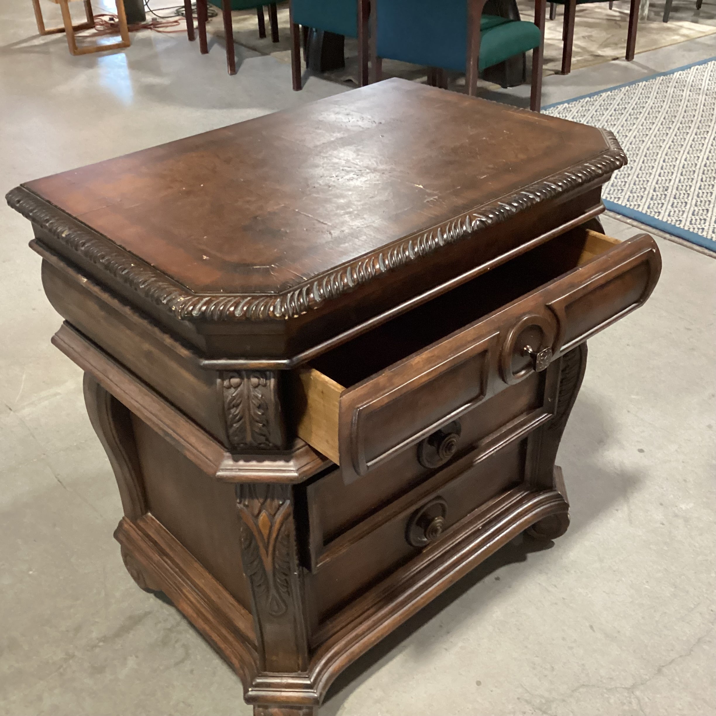 TS Berry Ornate Carved Wood & Veneer 3 Drawer Nightstand 32"x 22"x 33"