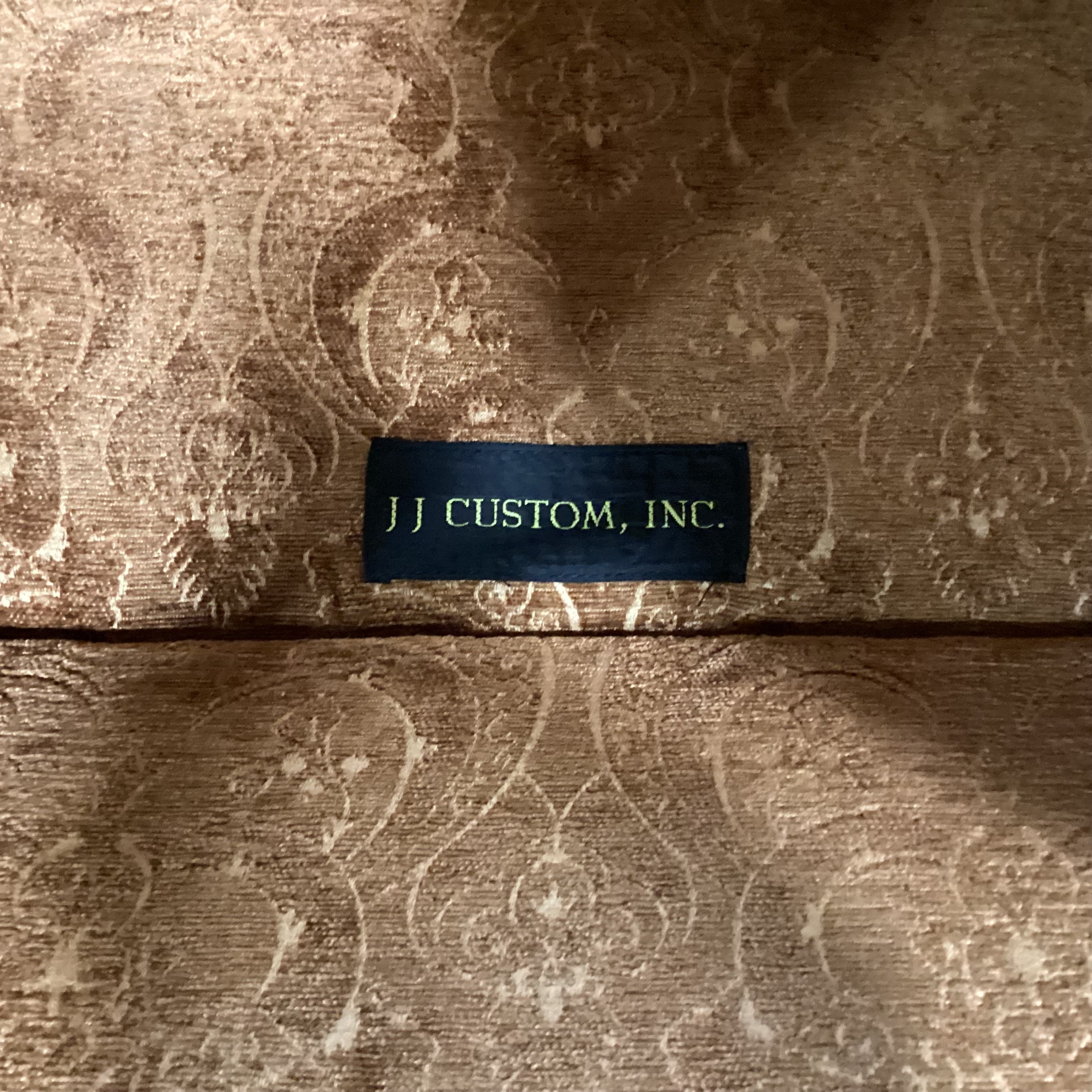 JJ Custom Butterscotch & Gold Design Upholstered Chair 40"x 38"x 34"